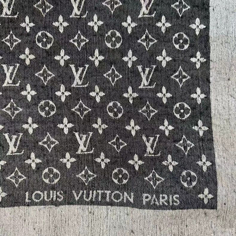 Louis Vuitton Louis Vuitton Louis Vuitton DoubleSided Wool Silk Shawl-25 Size ONE SIZE - 2 Thumbnail