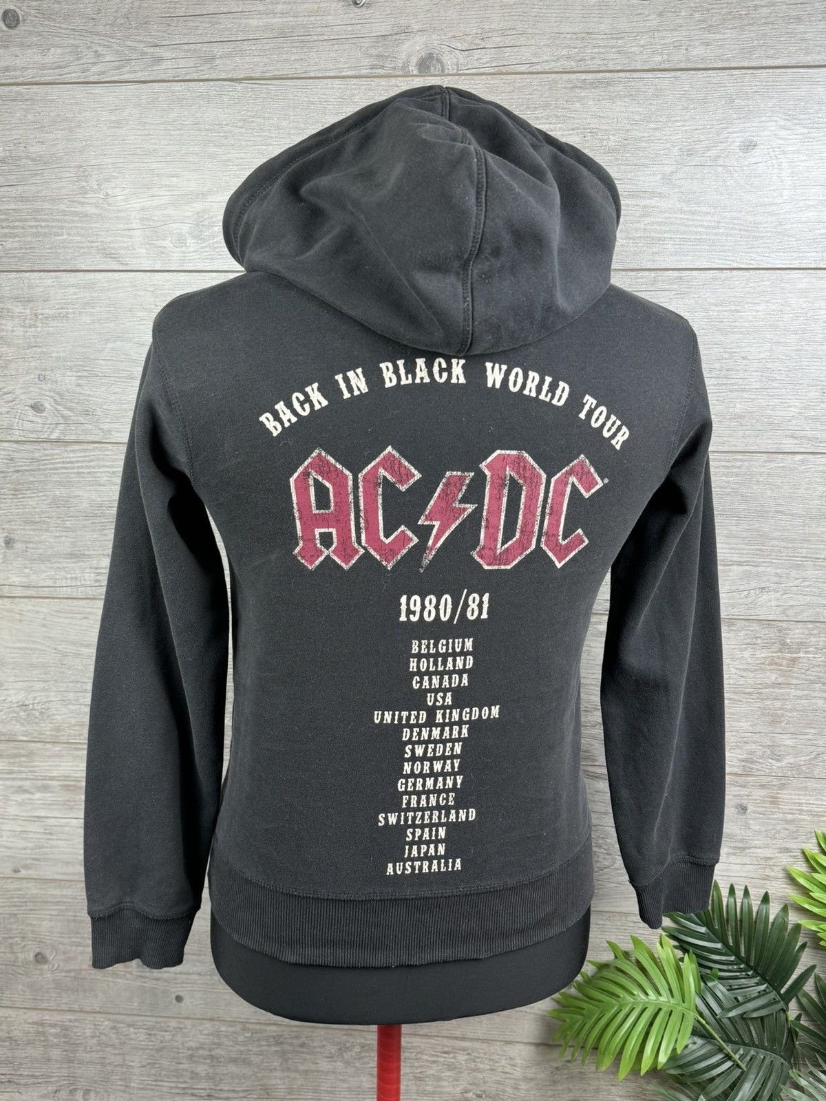 ACDC Extra Large Black Red Hoodie Size XS