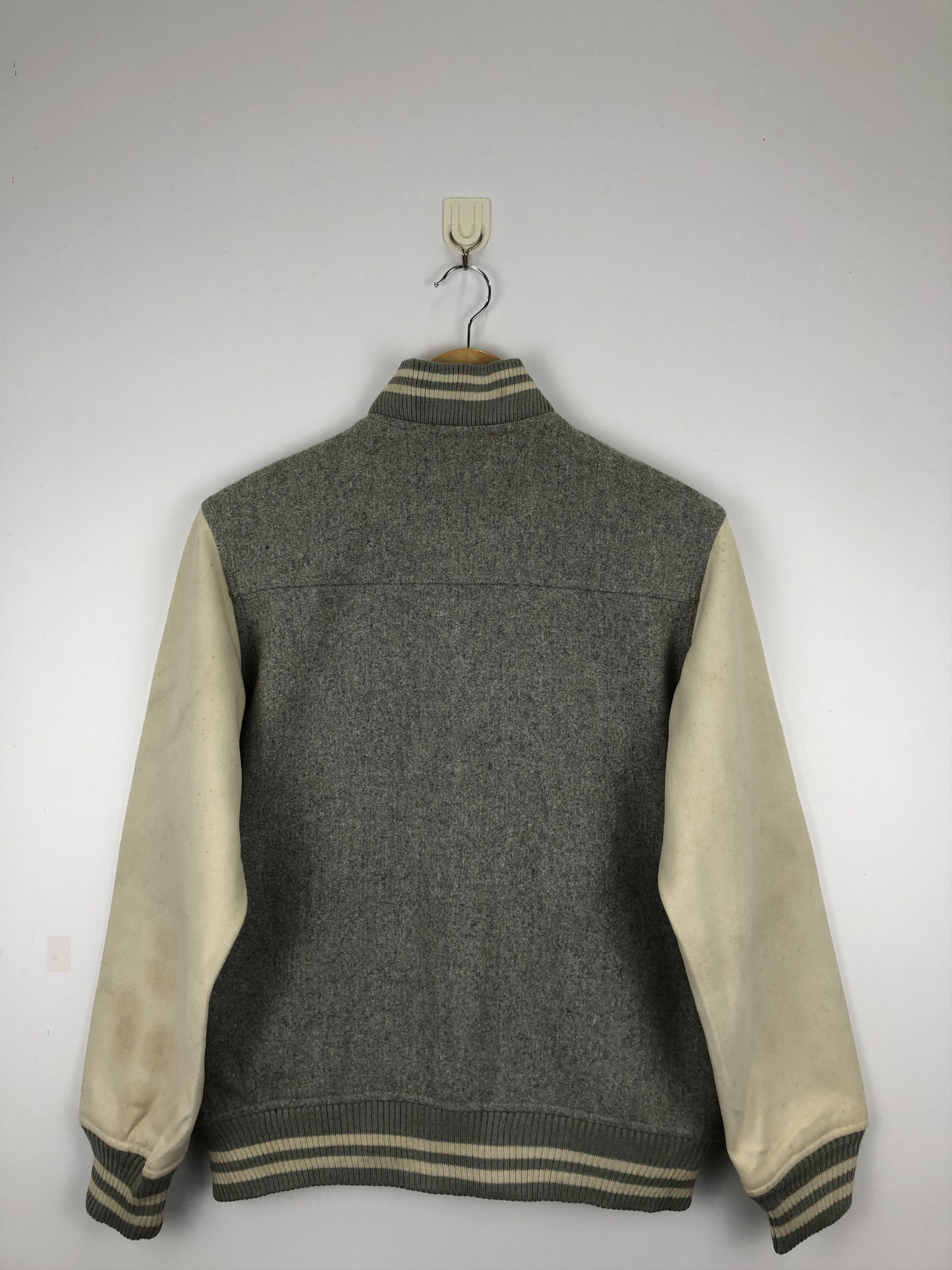 Japanese Brand Vintage Japanese Brand Wool Varsity Jacket Gray V0426 Size US M / EU 48-50 / 2 - 3 Thumbnail