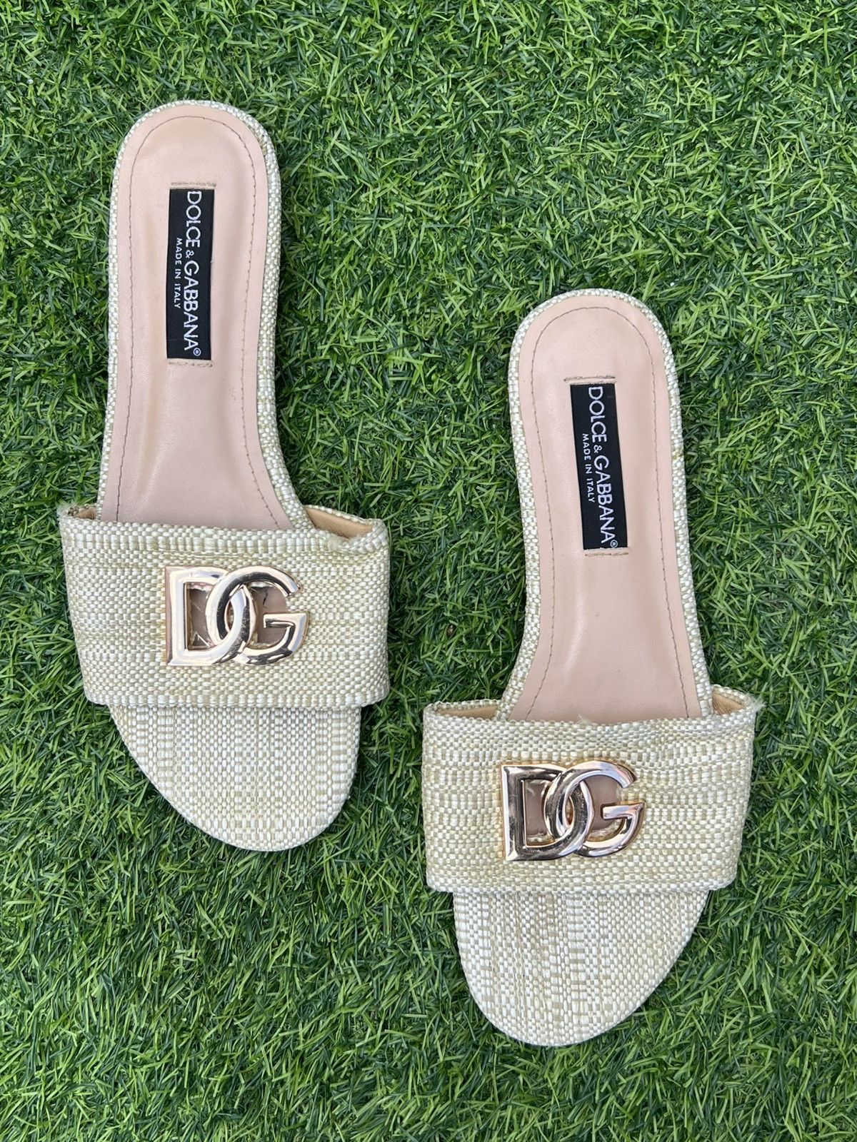 Dolce & Gabbana Dolce & Gabbana DG Logo Woven Raffia Slide Sandals -size 39 Size US 9 / IT 39 - 6 Thumbnail