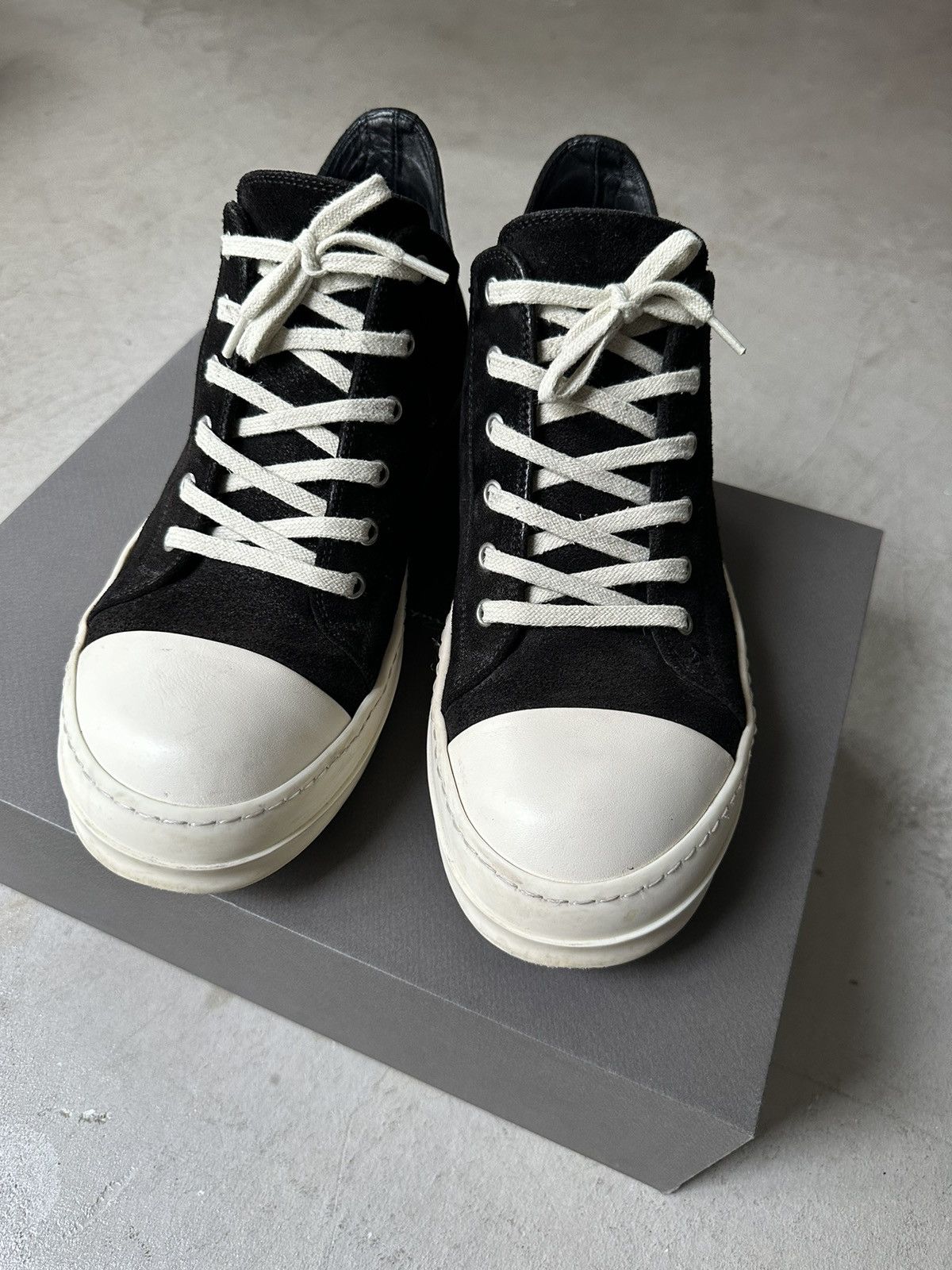 Ramones - Mainline Black Leather Suede Lowtop / Low top