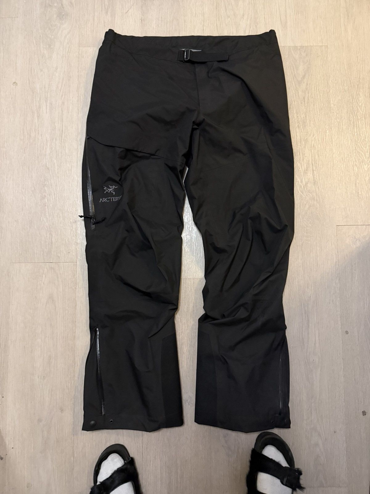 Arc'teryx Arc’teryx Beta AR Shell Pants Size US 36 / EU 52 - 1 Thumbnail