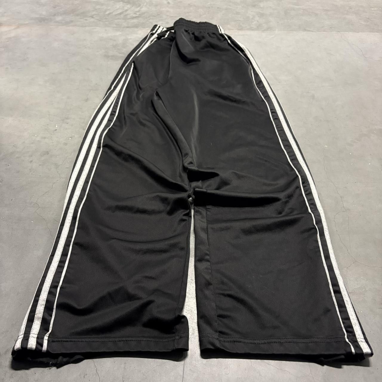 Japanese Brand × Vintage Crazy Vintage Y2K/2000s Baggy Black And White Striped Track Pants! Size US 36 / EU 52 - 2 Thumbnail