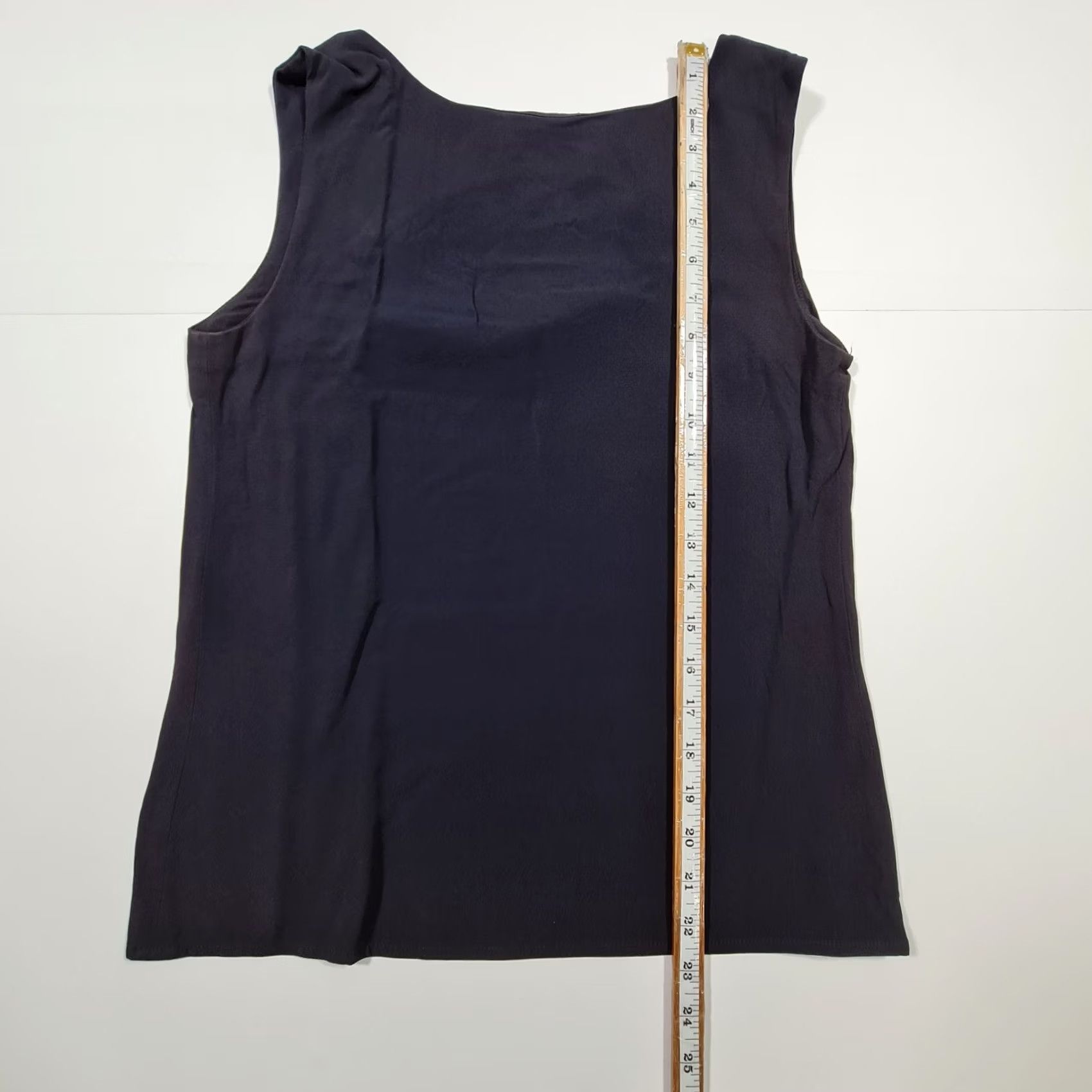 Vintage VINTAGE Ungaro Solo Donna Womens Silk Top Navy Blue 8 UK Sleeveless Blouse Top Size M / US 6-8 / IT 42-44 - 6 Thumbnail