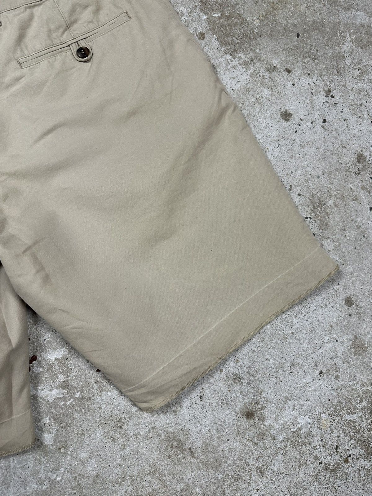 Prada Prada 2015 Beige Casual Chino Shorts Size US 36 / EU 52 - 15 Thumbnail