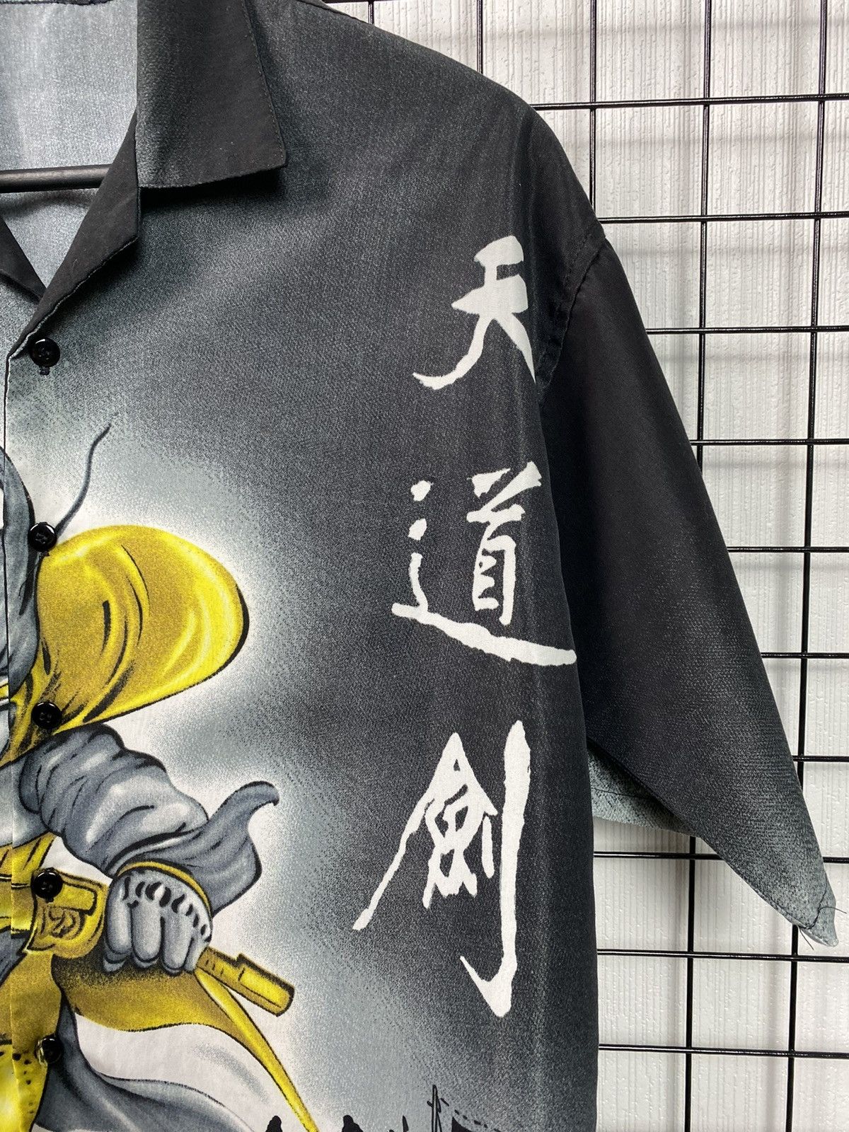 Other Samurai Warrior Men Button-Up Shirt Black Ninja Graphics Size US S / EU 44-46 / 1 - 3 Thumbnail