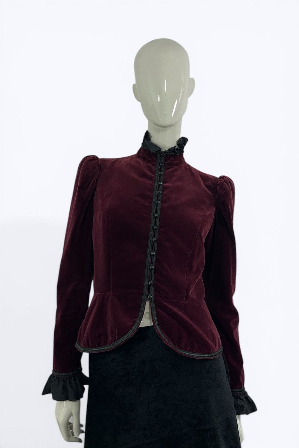 Yves Saint Laurent 1977 Velvet Vampire Jacket by Yves Saint Laurent Size S / US 4 / IT 40 - 1 Thumbnail