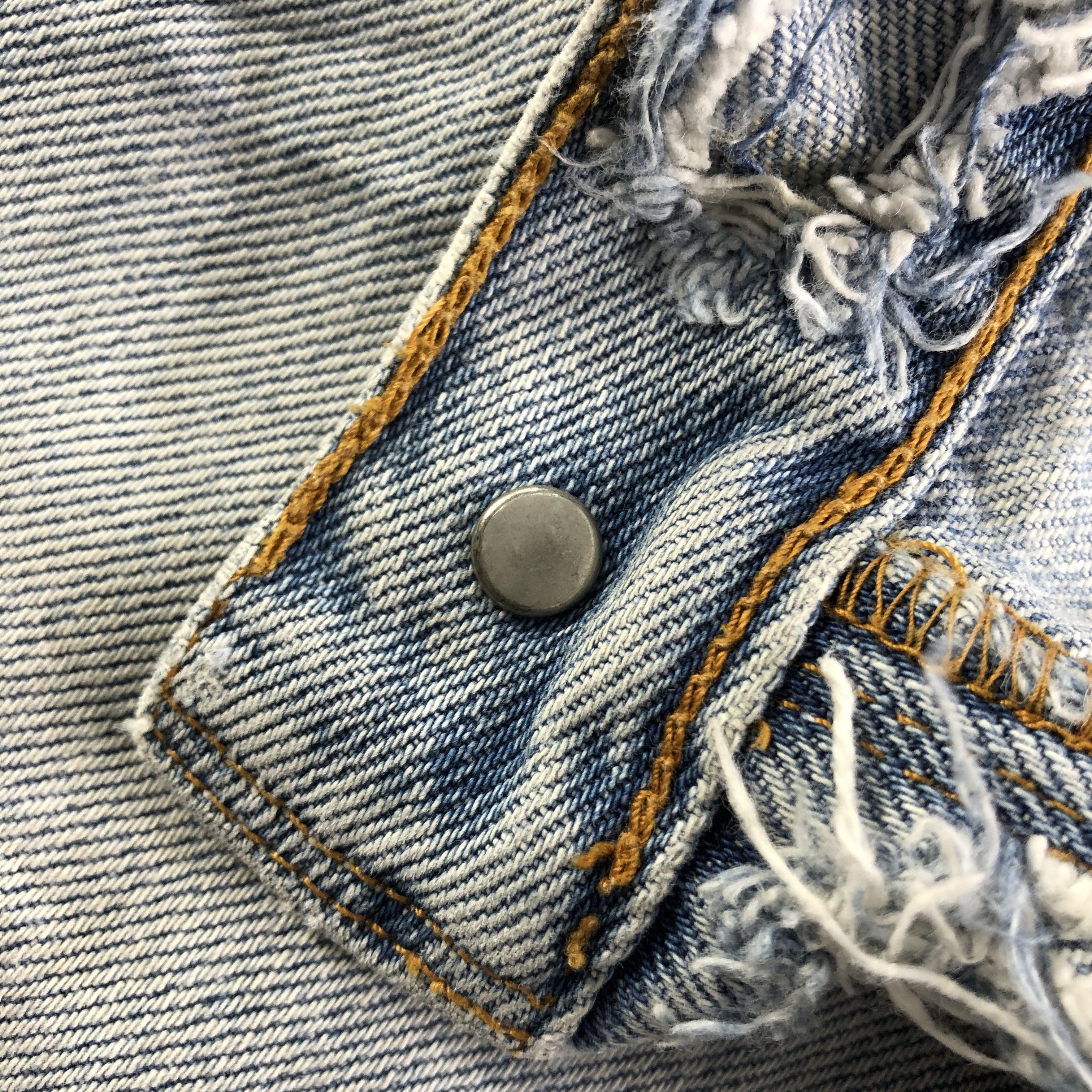 Levi's × Vintage Vintage 90s Light Wash Levis 560 Jeans-JM3498 Size US 37 - 9 Thumbnail
