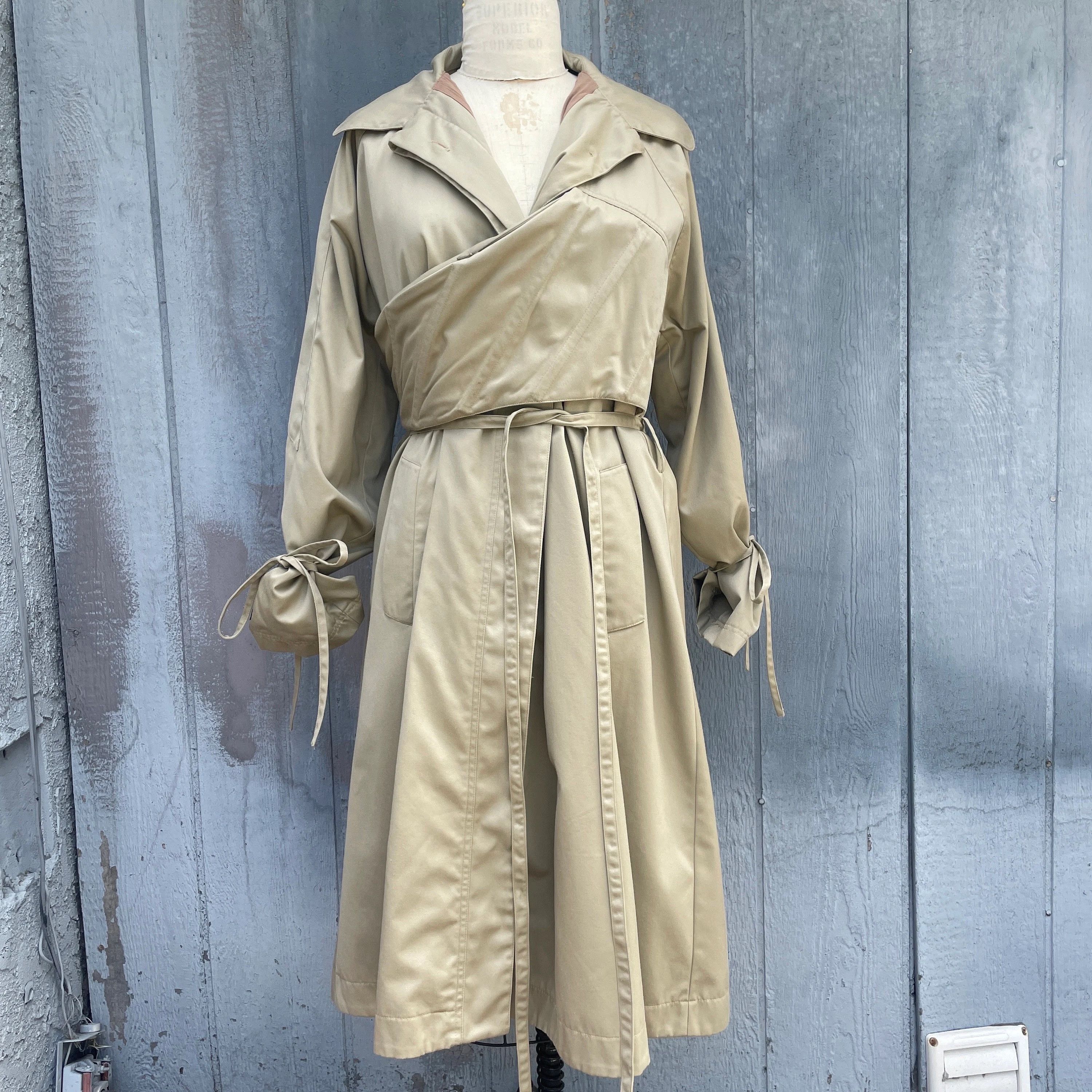 Other 2018 Runway Sanchez Kane Trenchcoat Haute Couture OS Unisex Size ONE SIZE - 1 Thumbnail