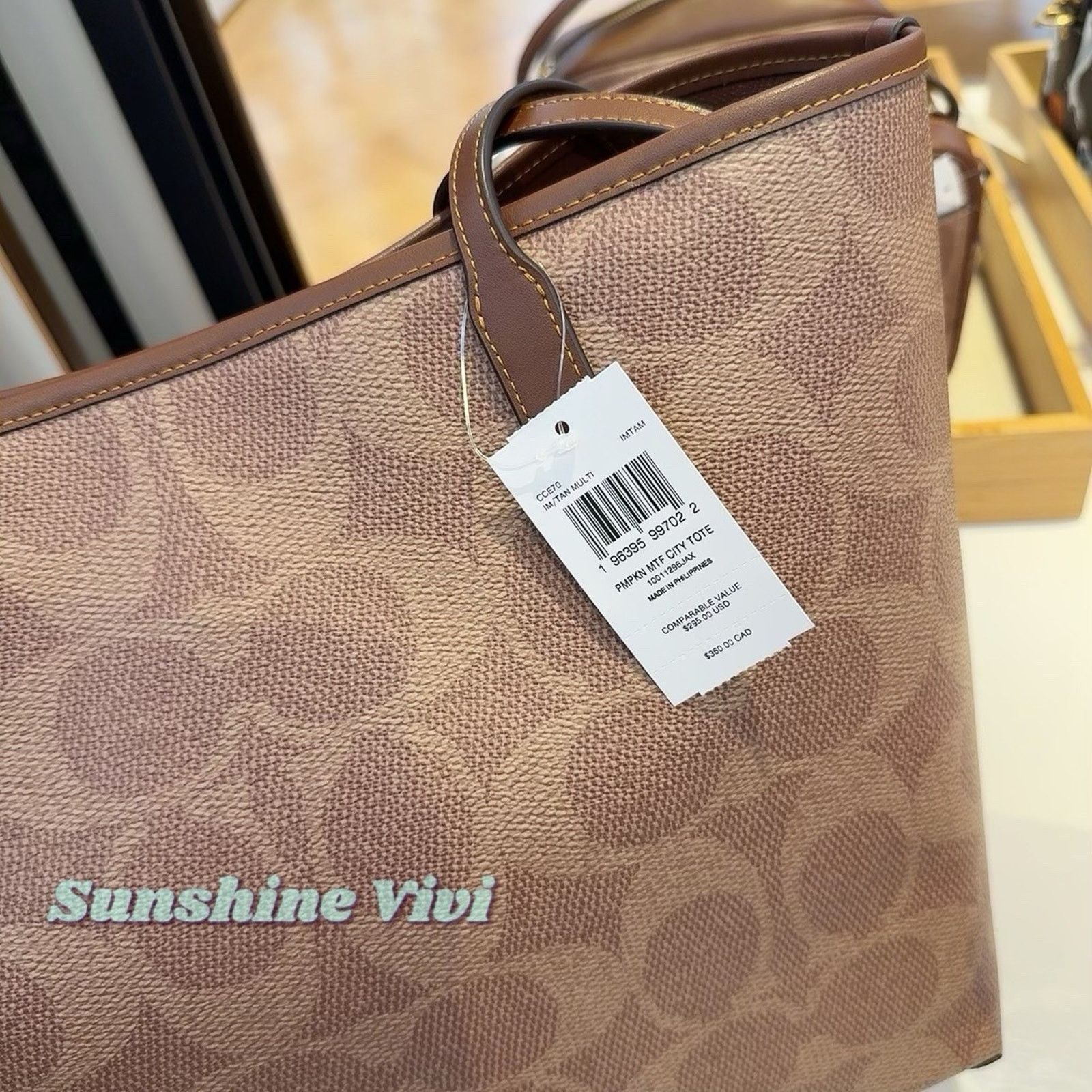 Coach NWT Coach City Tote Bag Halloween CCE70 Gold/Tan 2025 Size ONE SIZE - 5 Thumbnail