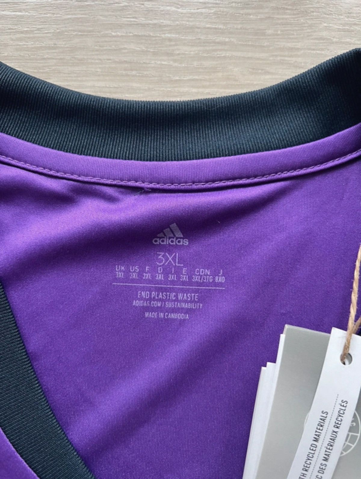 Adidas Adidas Real Madrid NEW football kit size 3XL season 2022/23 Size US XXL / EU 58 / 5 - 4 Thumbnail