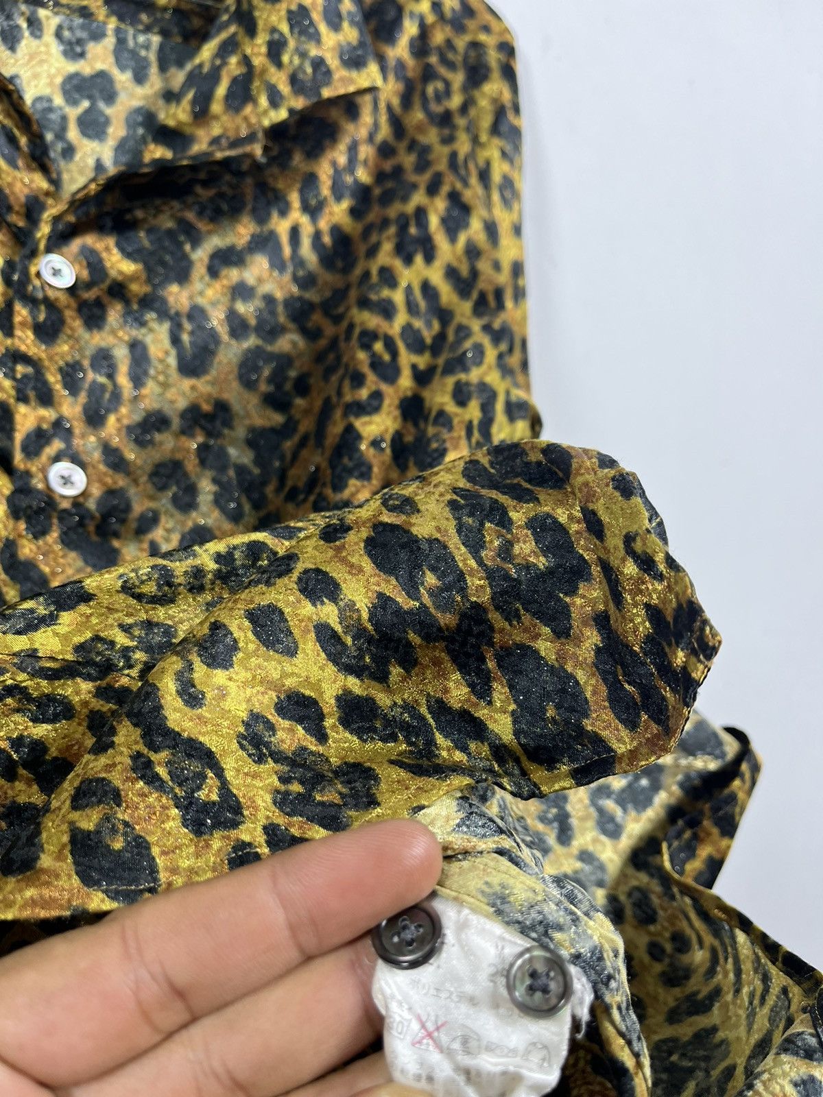 Tornado Mart Vintage Japanese Brand Tornado Mart Button Up Leopard Design Size M / US 6-8 / IT 42-44 - 5 Thumbnail