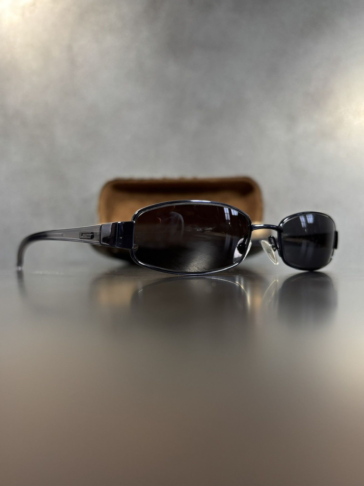Gucci × Vintage ✨ Y2K Gucci Small Sunglasses Clear Grey GG2452