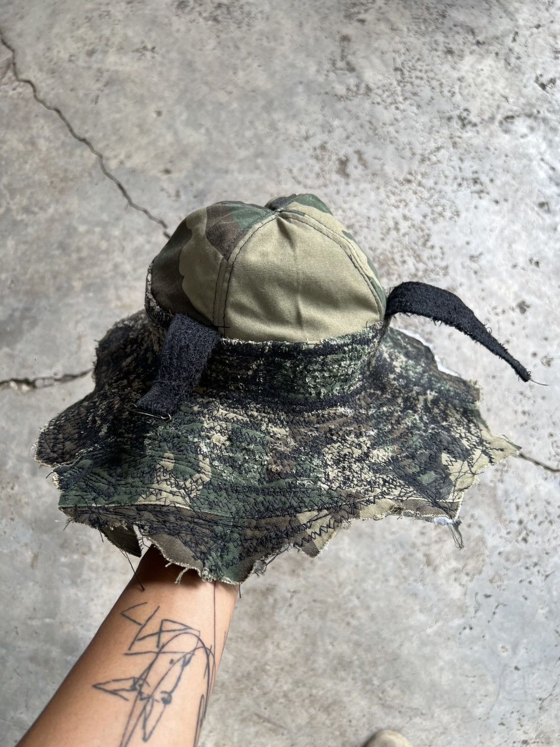 Other Camo Patchwork Bucket Hat Vintage Military Distressed Size ONE SIZE - 12 Thumbnail