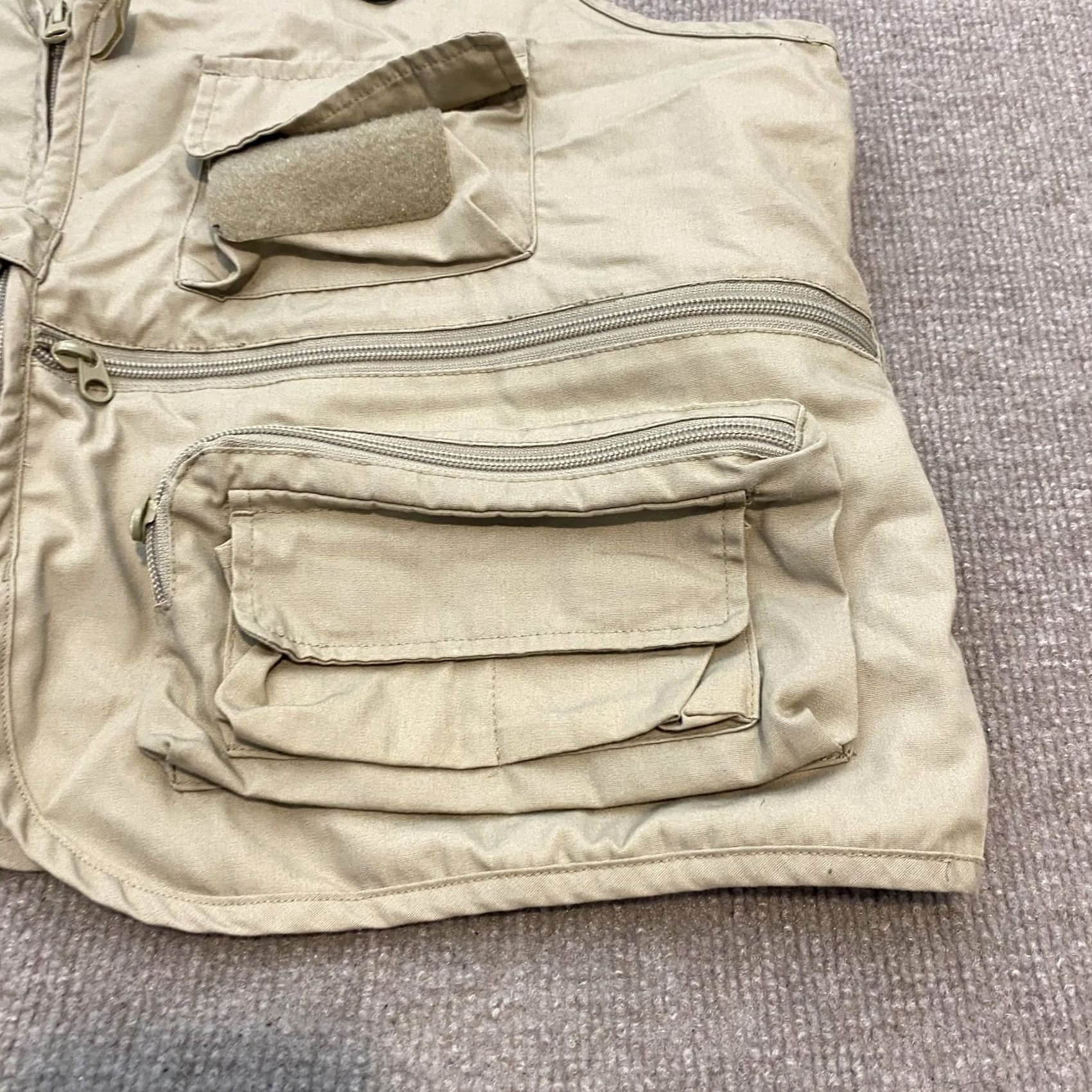 Vintage Field & Stream Vest Mens Large Beige Canvas Utility Fishing Hunting Pockets Size US L / EU 52-54 / 3 - 3 Thumbnail