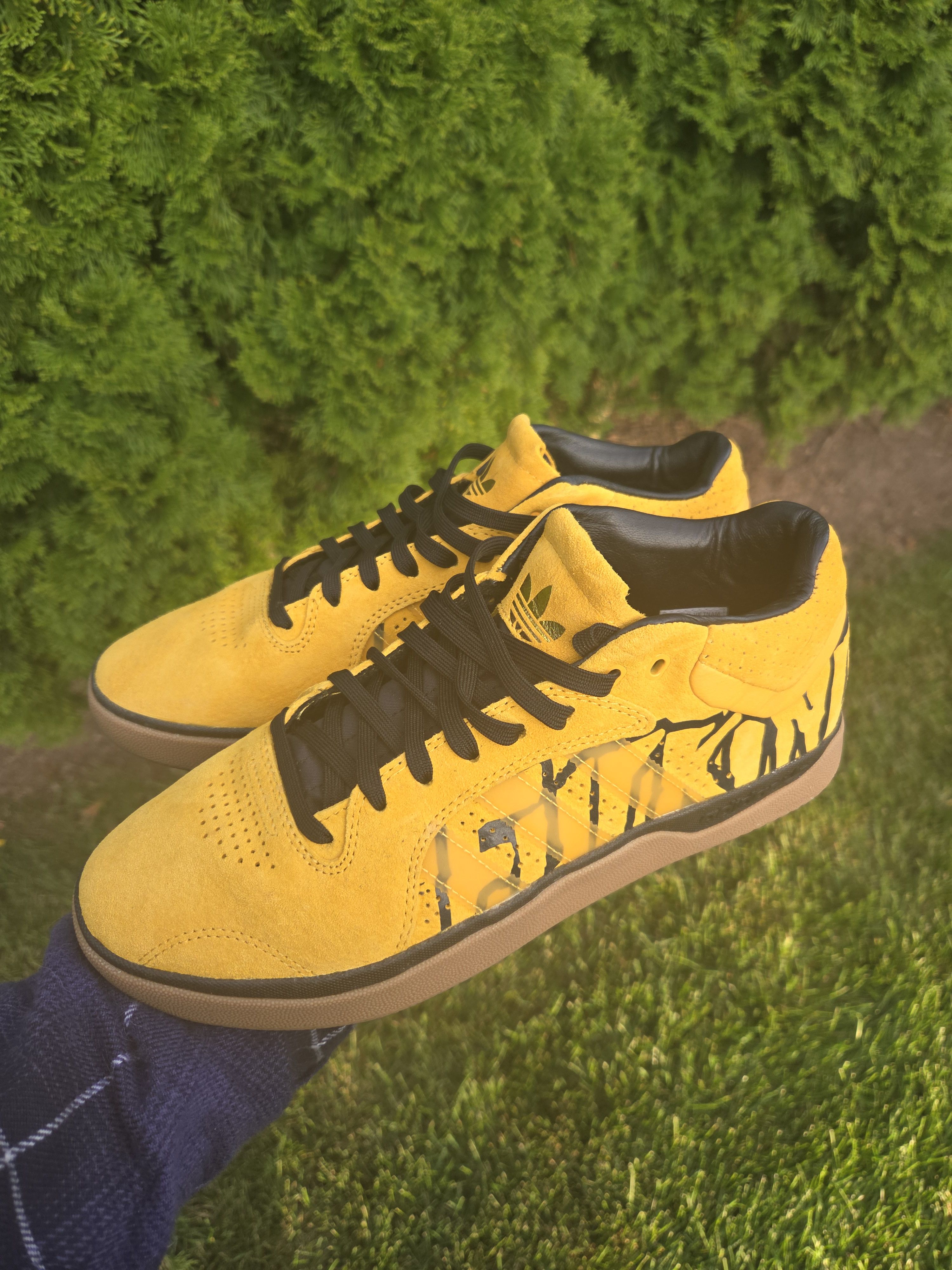 Adidas × Fucking Awesome Tyshawn Jones Fucking Awesome Adidas Size US 8 / EU 41 - 2 Thumbnail