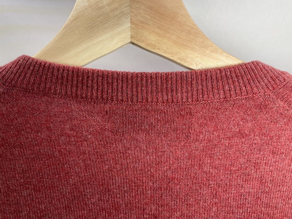 Brunello Cucinelli BRUNELLO CUCINELLI Red V Neck 100% Cashmere Sweater Size US M / EU 48-50 / 2 - 10 Thumbnail