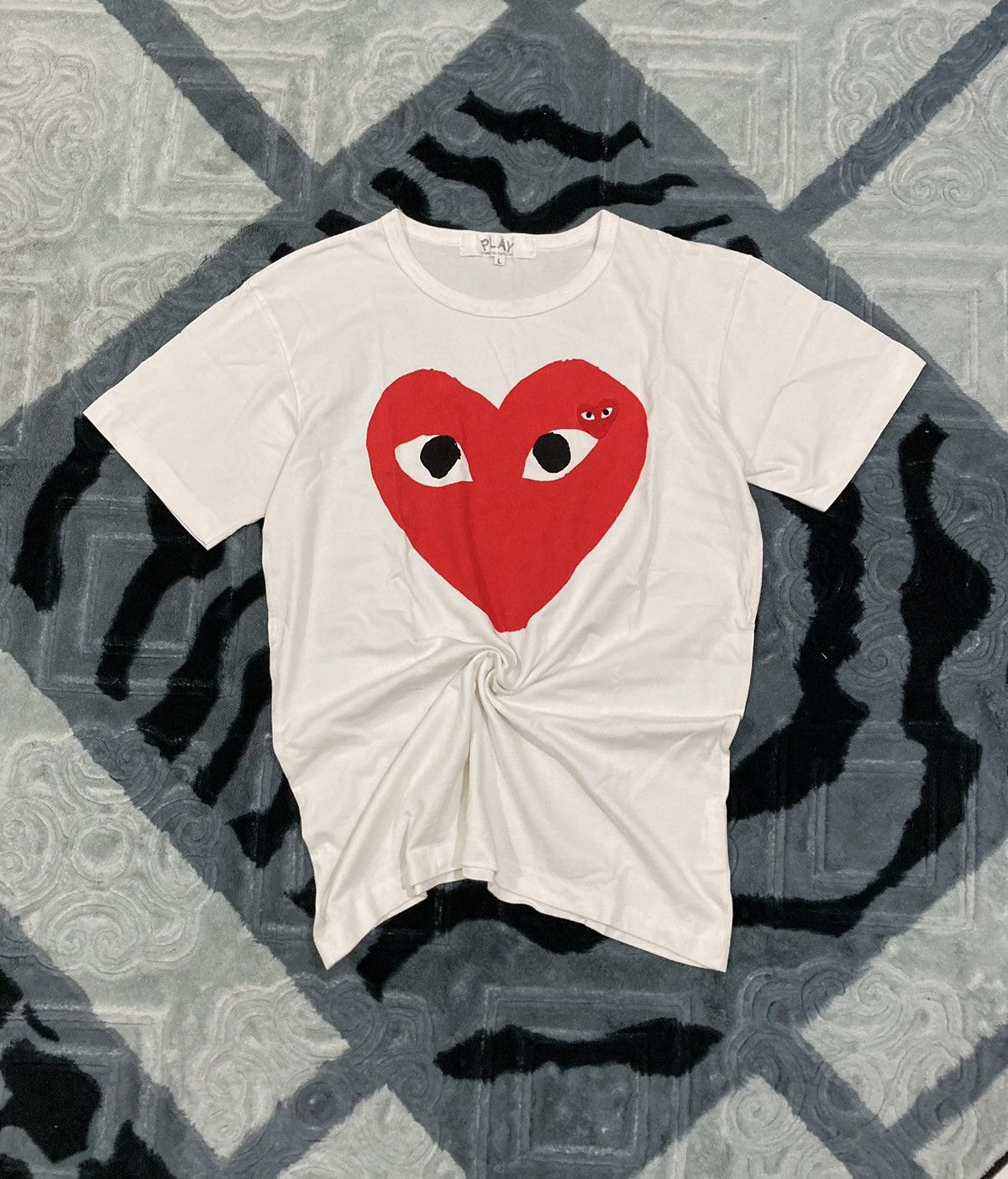 Comme des Garcons Comme des Garcons Play Big Heart Logo Size US L / EU 52-54 / 3 - 1 Thumbnail
