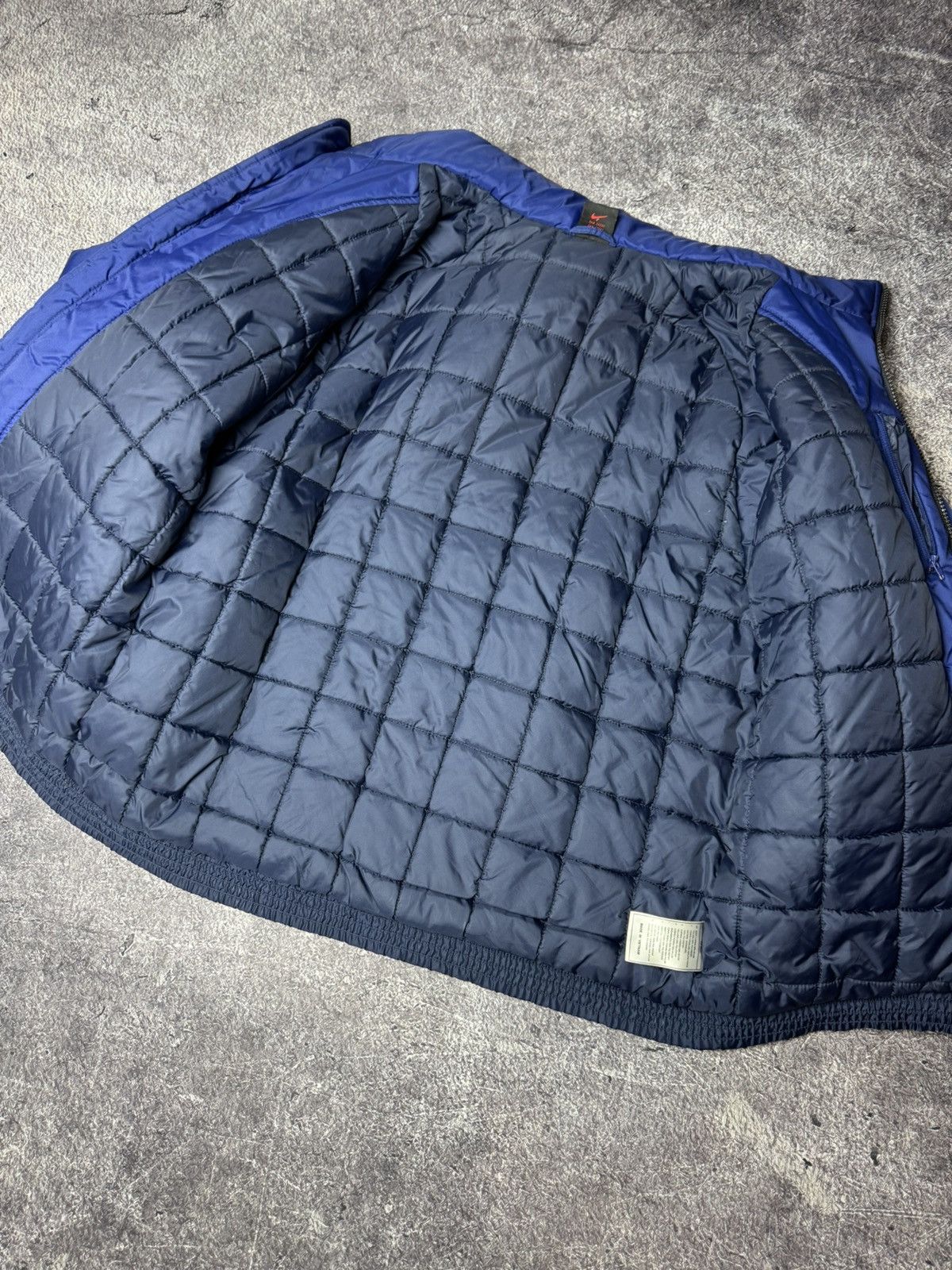 Nike × Vintage Vintage Nike Puffer Down Style Jacket fits S BIG logo Size US M / EU 48-50 / 2 - 5 Thumbnail