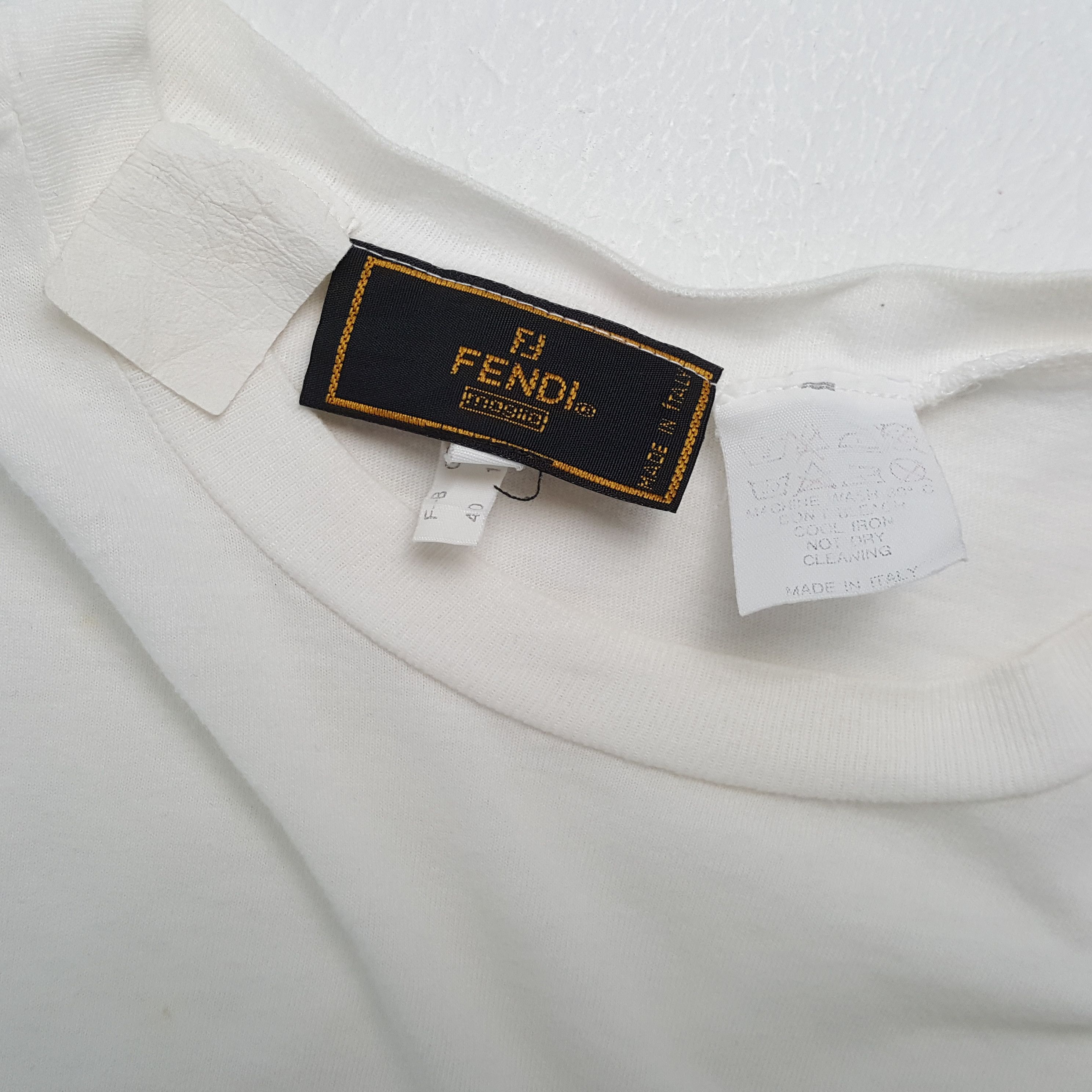 Fendi × Vintage FENDI Luxury Fashion Designer Tshirt Spellout Design Size US M / EU 48-50 / 2 - 7 Thumbnail