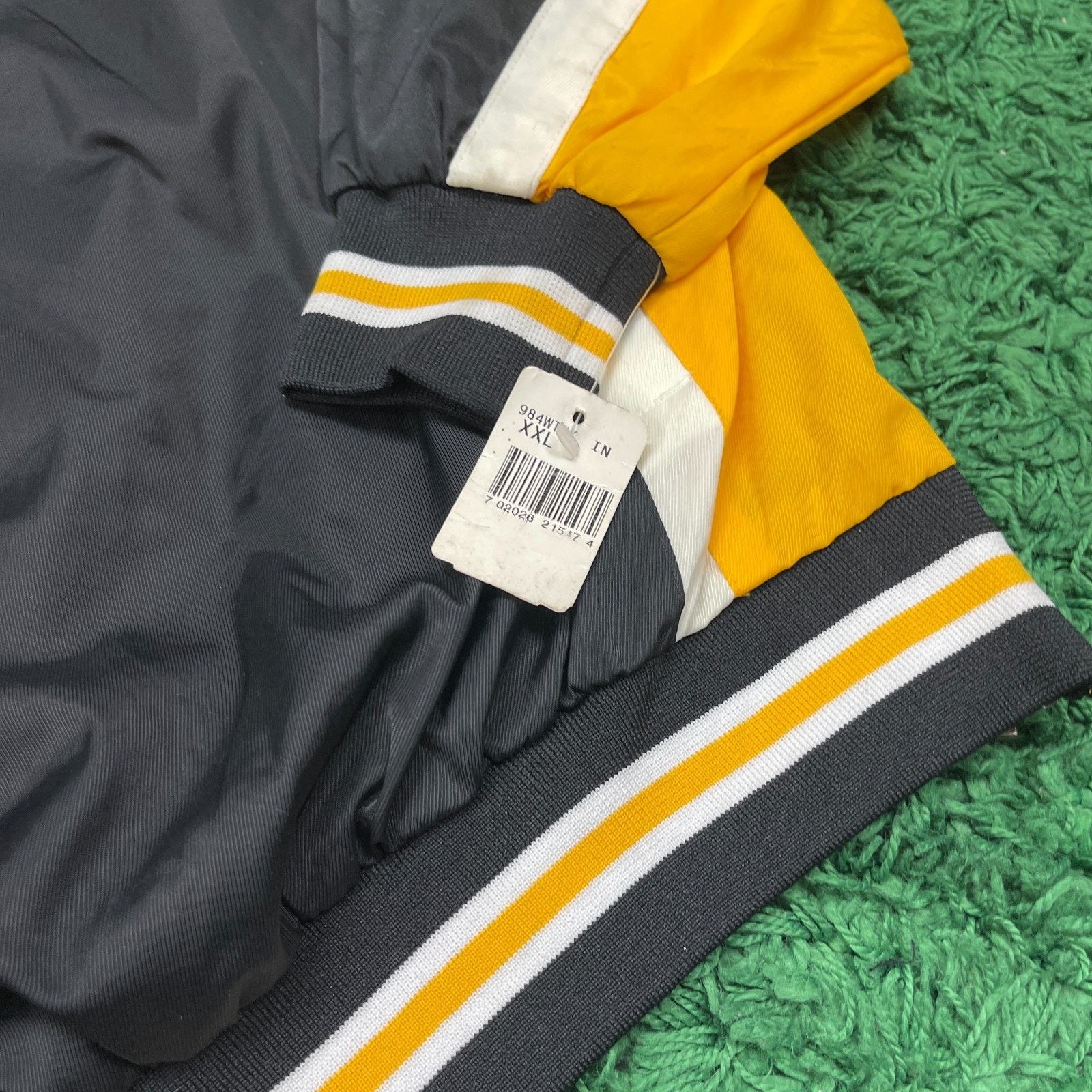Russell Athletic × Vintage New Vintage Russell Athletic pullover windbreaker jacket XXL Size US XXL / EU 58 / 5 - 4 Thumbnail