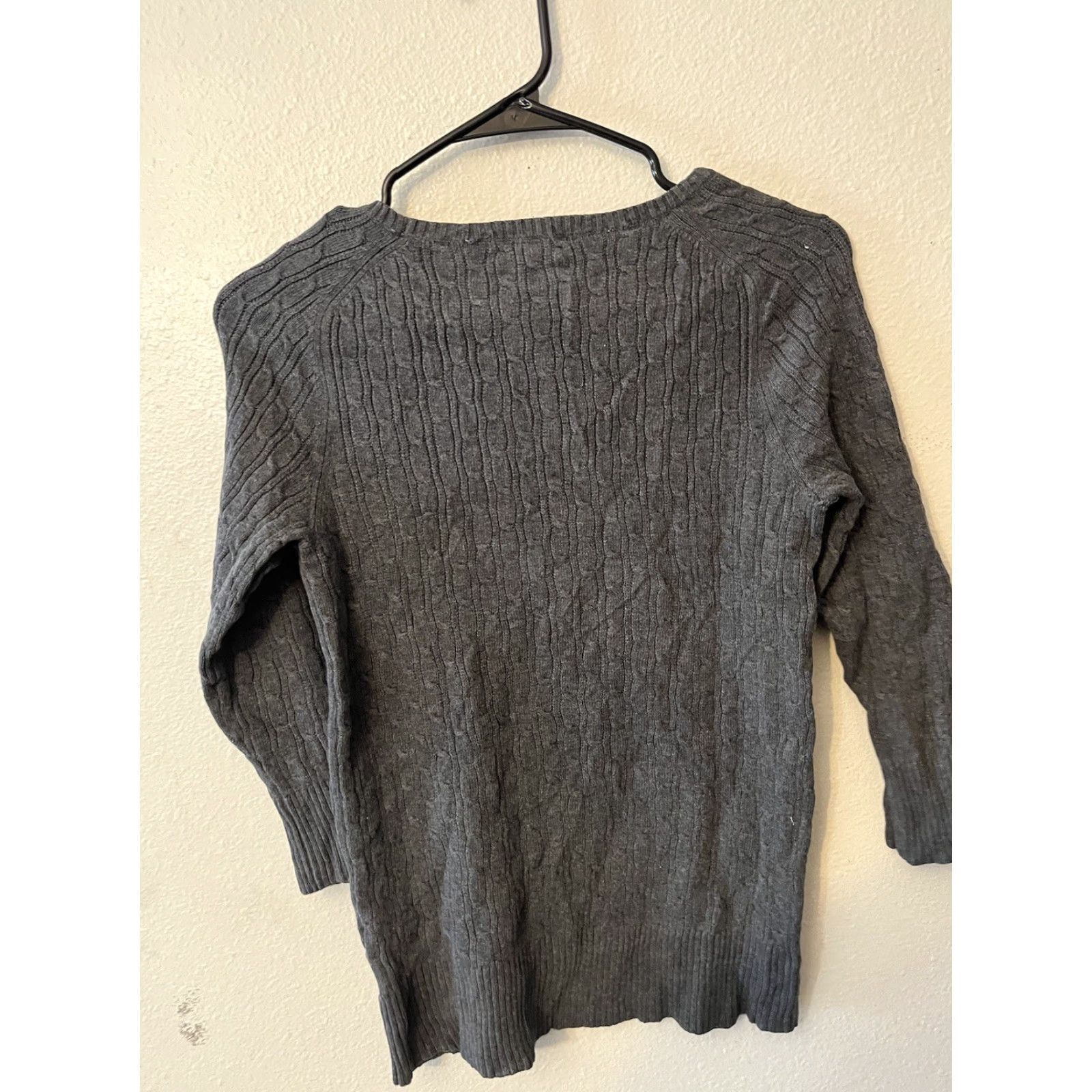Gap VINTAGE Gap Womens Gray Cable Knit Sweater Pullover Sz Small Crew Neck All Seasons Women Size S / US 4 / IT 40 - 2 Thumbnail