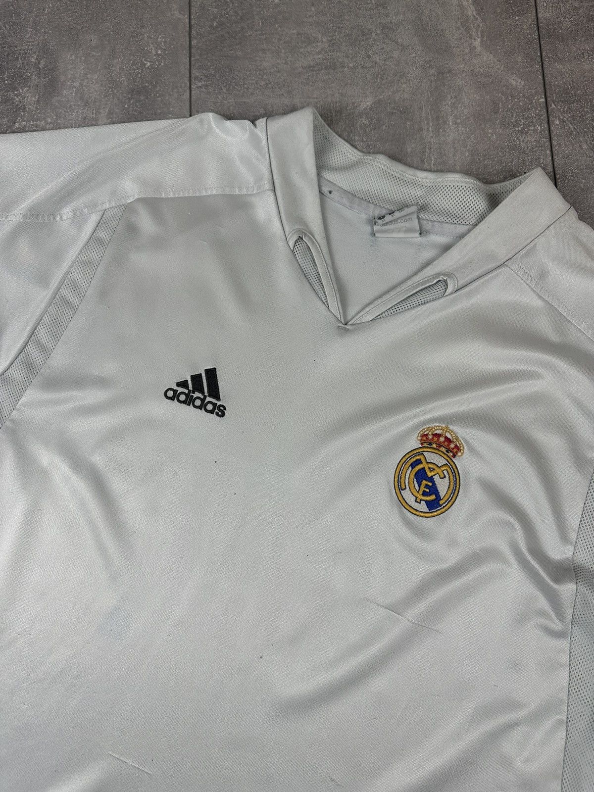 Adidas Adidas Real Madrid 2004/05 Distressed Soccer Jersey Size US XL / EU 56 / 4 - 3 Thumbnail