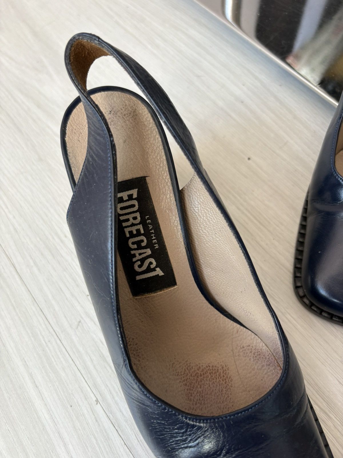 Vintage Forecast leather heels Size US 7 / IT 37 - 13 Thumbnail
