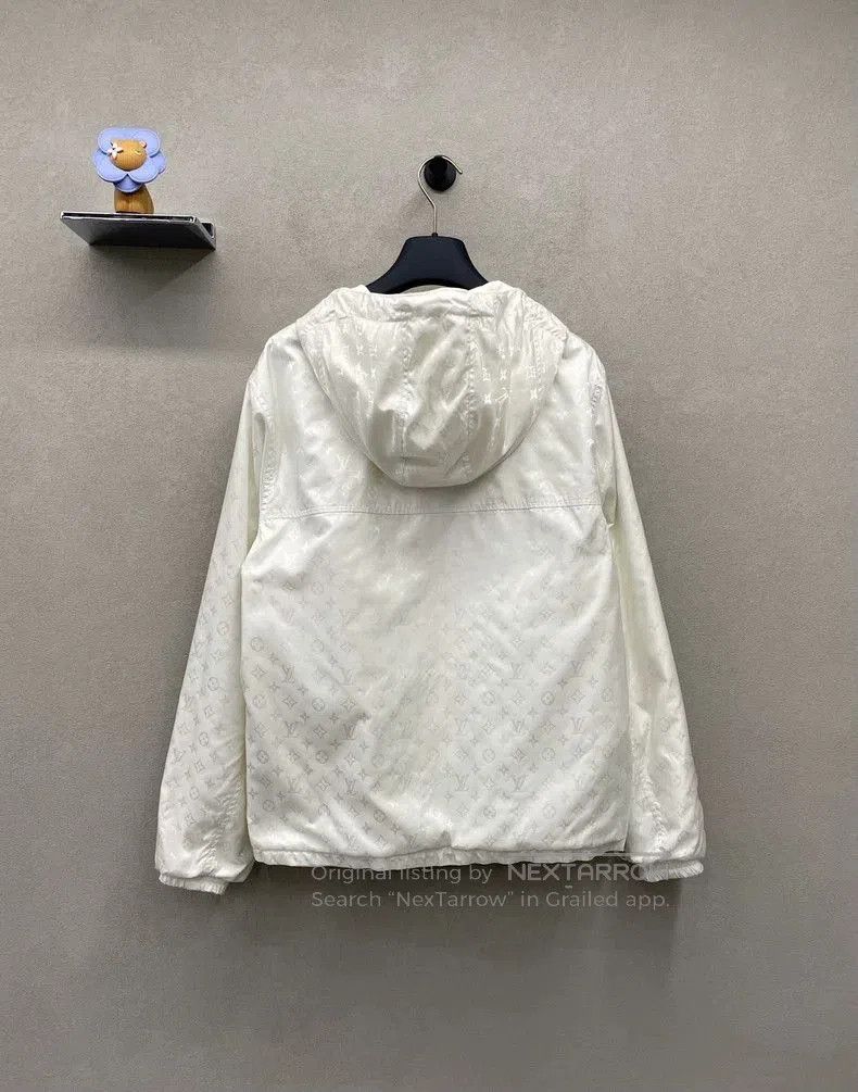 Louis Vuitton Louis Vuitton Reversible Monogram Jacket. Size US L / EU 52-54 / 3 - 3 Thumbnail