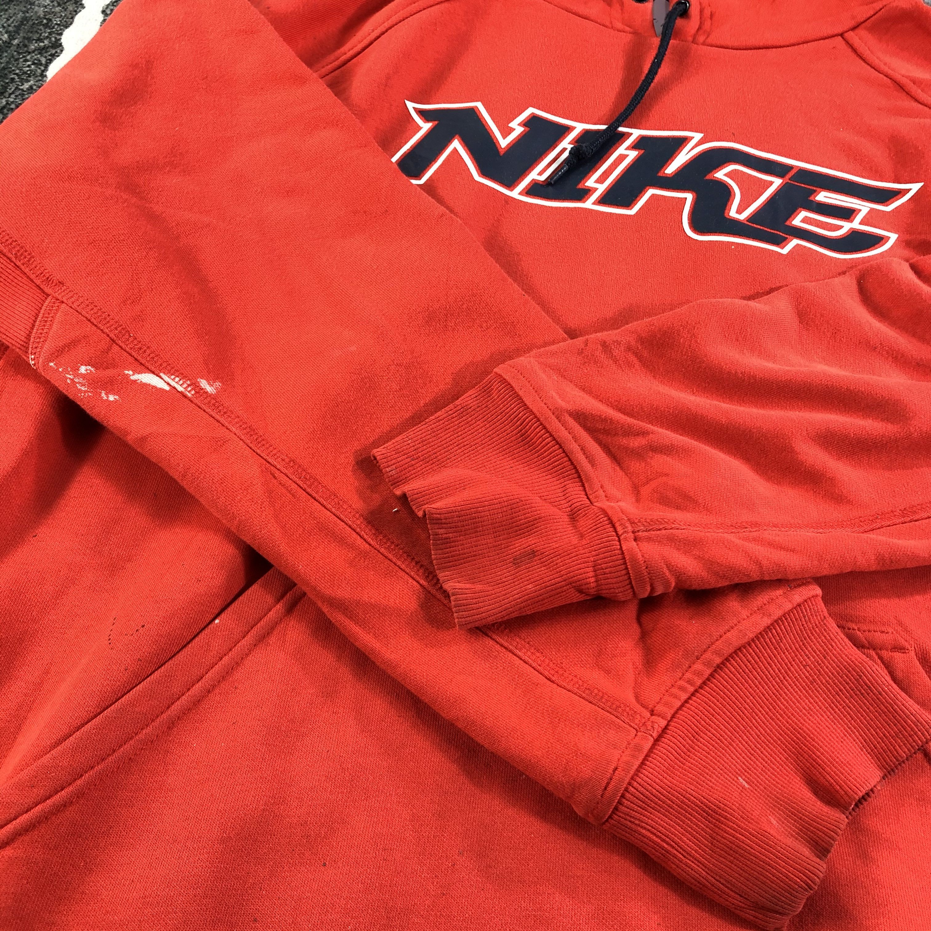 Nike Vintage Nike Red Hoodie Sweater F314 Size US XL / EU 56 / 4 - 6 Thumbnail