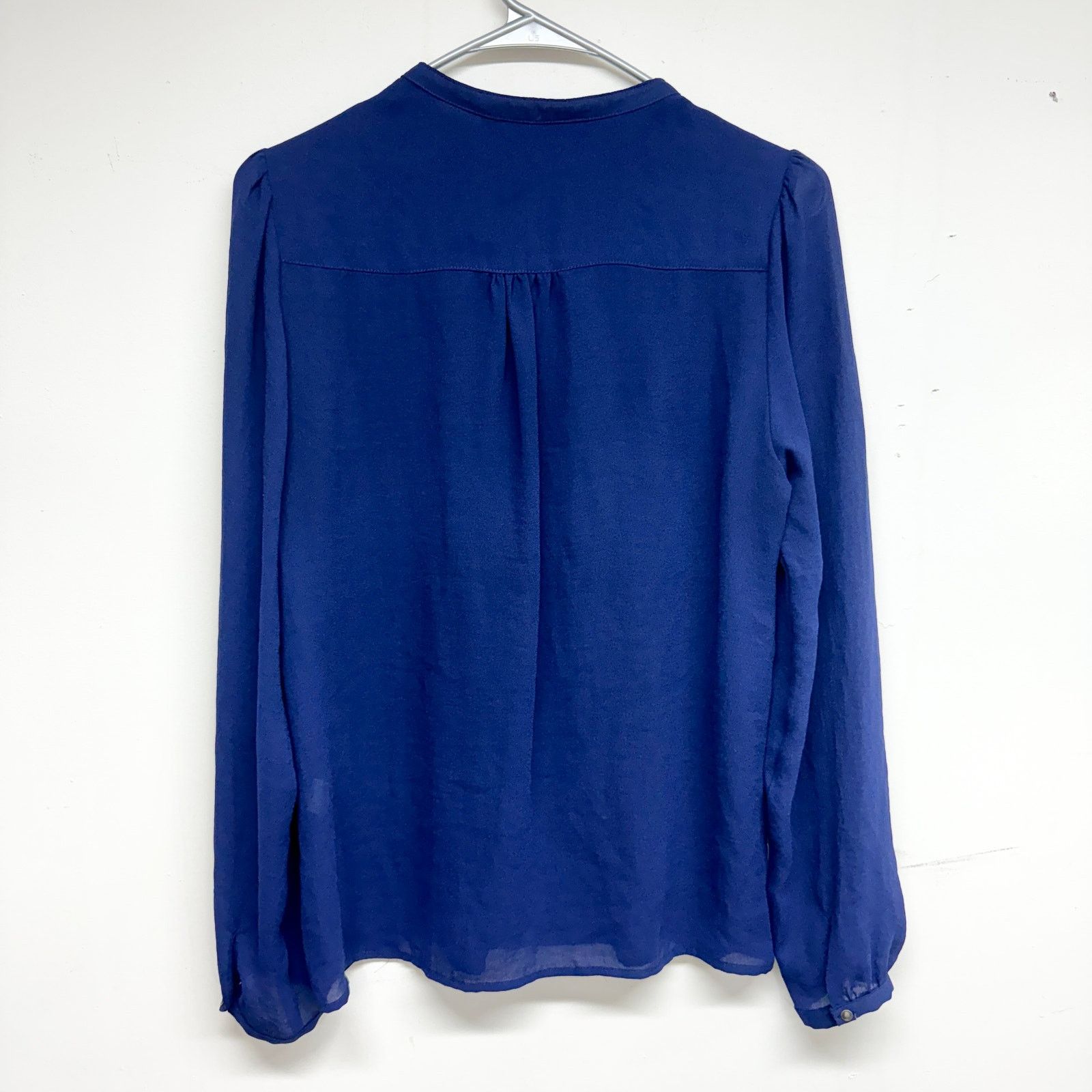 Zara Zara Basic Navy Long Sleeve Button Neckline Blouse Top MD Size M / US 6-8 / IT 42-44 - 3 Thumbnail
