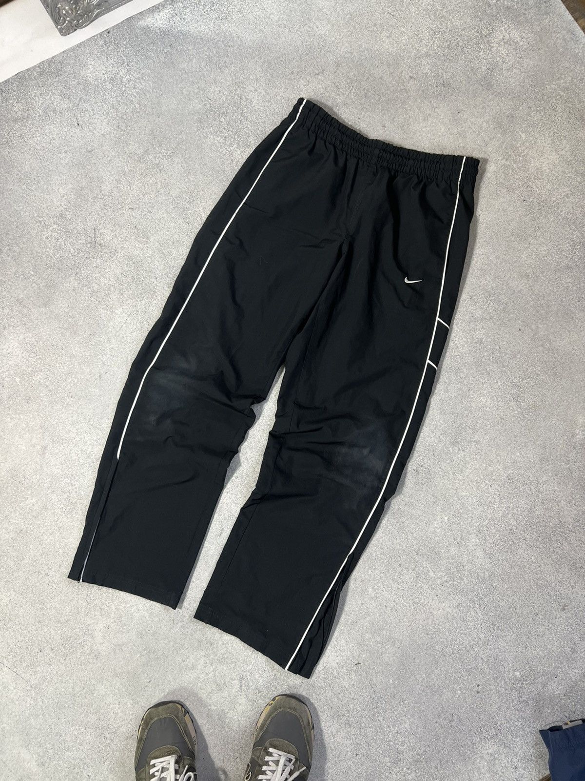Nike Vintage Nike Track Pants Nylon Striped 00s Y2K Baggy Size US 32 / EU 48 - 2 Thumbnail