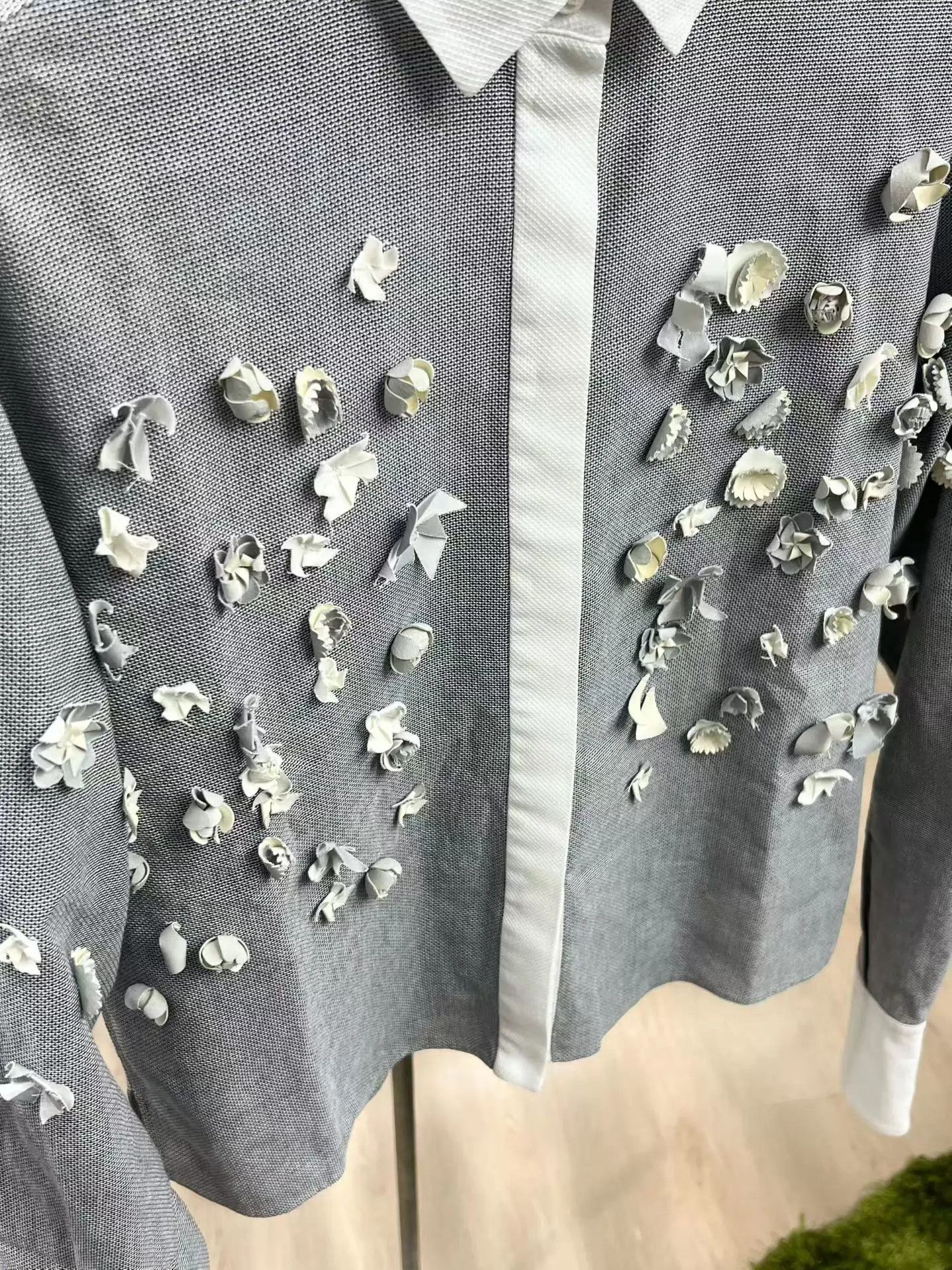 Chanel CHANEL 3D Windmill Flower Shirt 36 Size XS / US 0-2 / IT 36-38 - 3 Thumbnail