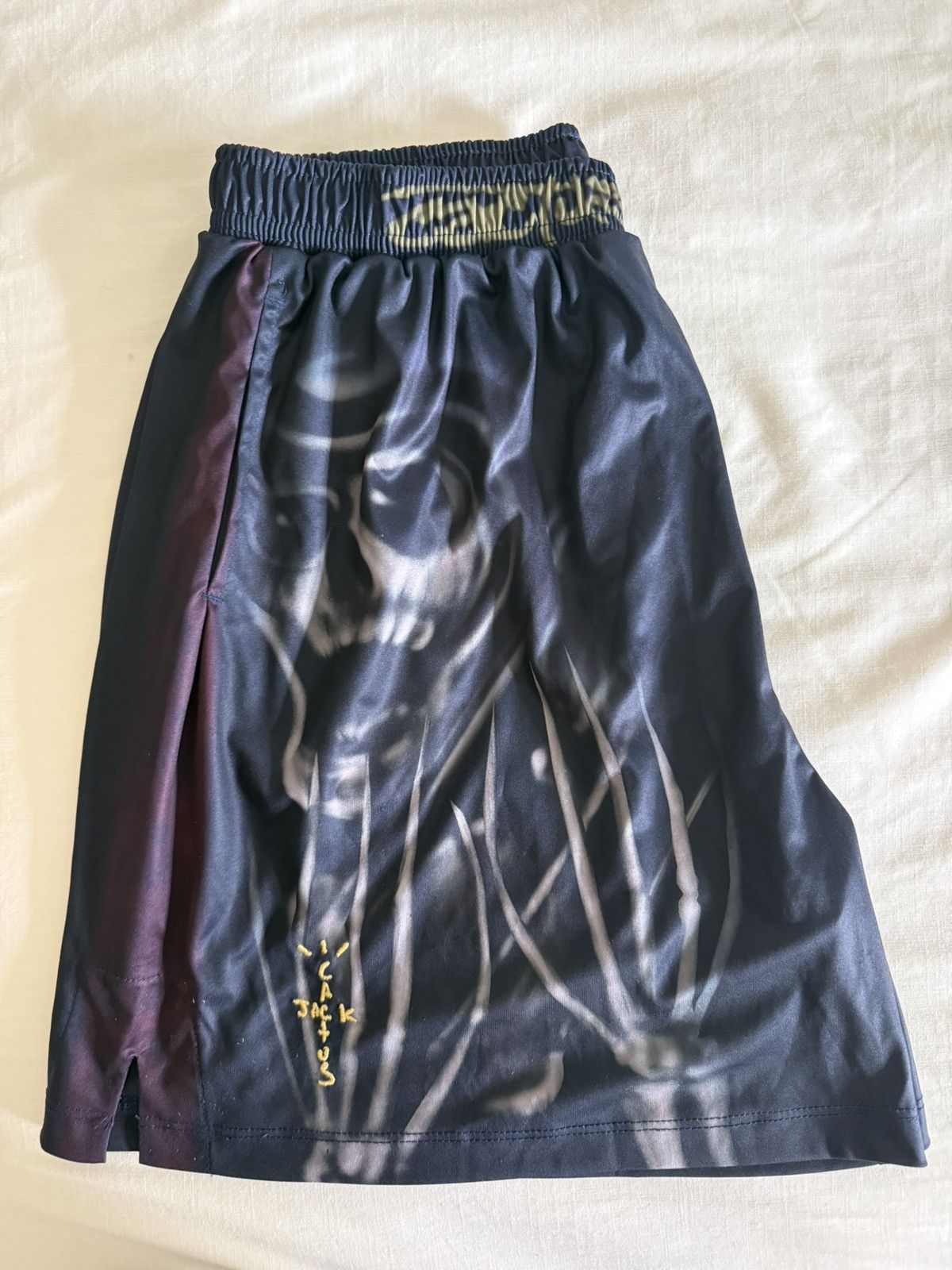 Nike × Travis Scott Nike x Travis Scott Barcelona short Size US 32 / EU 48 - 3 Thumbnail