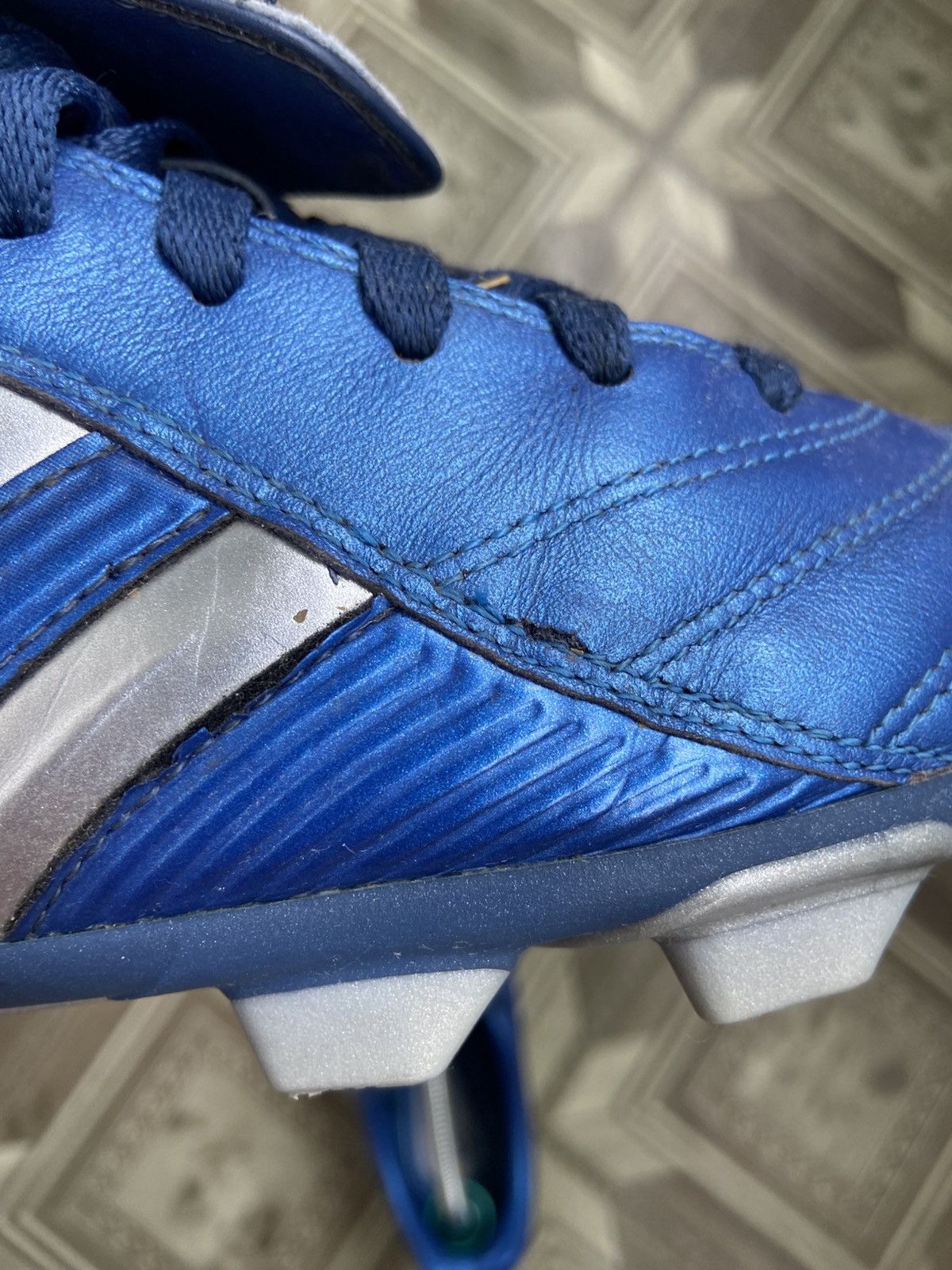 Adidas × Vintage Vintage 2005 Adidas Predator Absolute TRX FG (Blue/Silver) Size US 10 / EU 43 - 5 Thumbnail