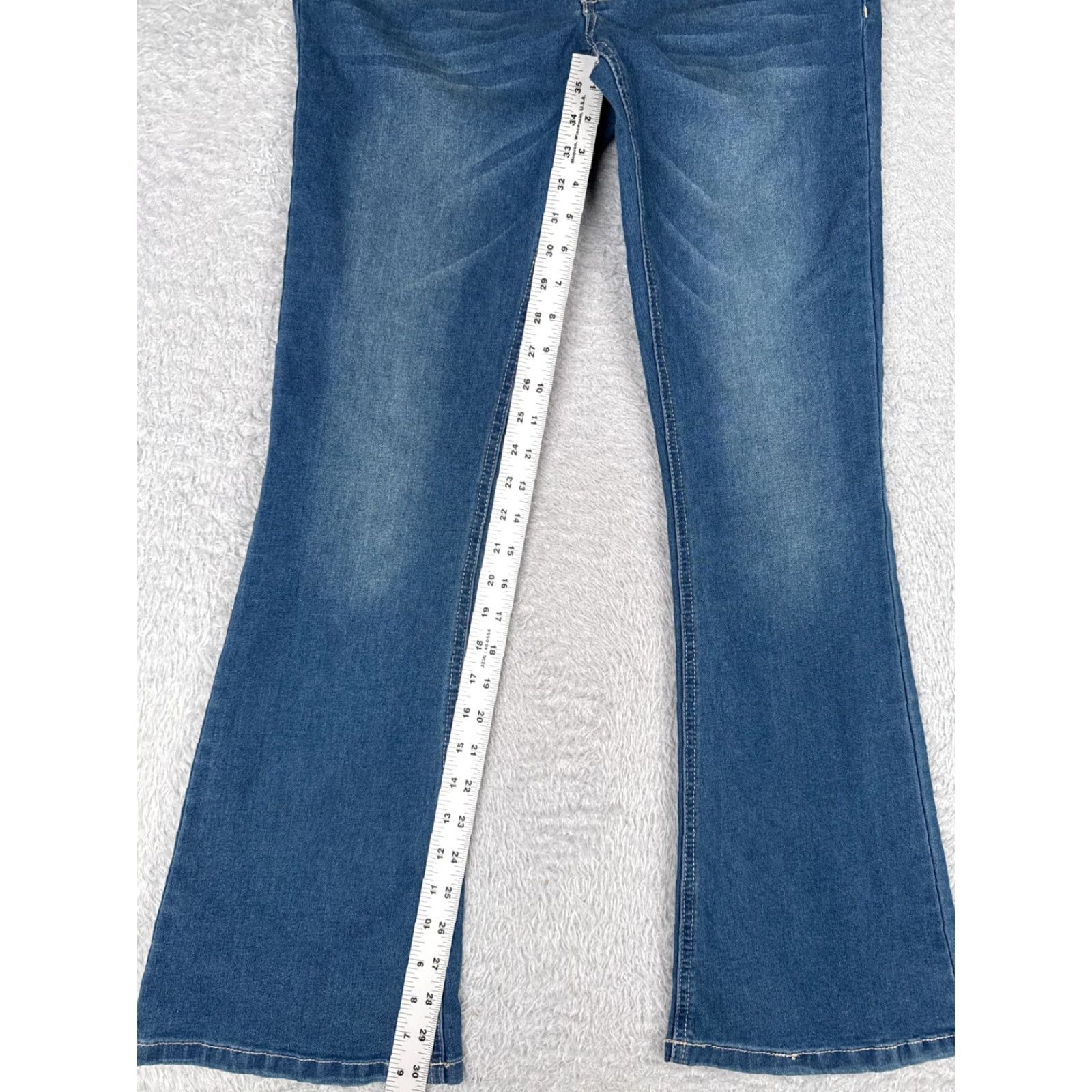 Old Navy Old Navy Jeans Women 31 Blue Denim Flared Mid Rise Cotton Blend 31x31 Midiross Jeans Women 31 Blue Denim Flared Mid Rise Cotton Blend 31x31 Size 24" / US 00 / IT 34 - 7 Thumbnail