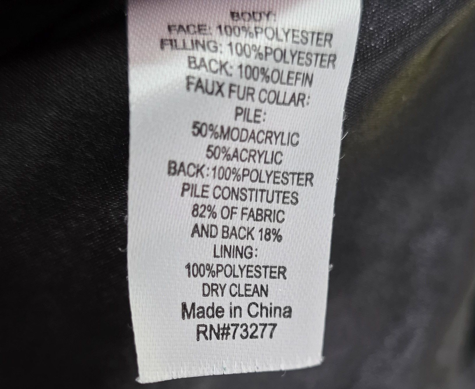 Juicy Couture NWOT Juicy Couture Faux Fur Black Quilted Vest Size Small Size S / US 4 / IT 40 - 4 Thumbnail