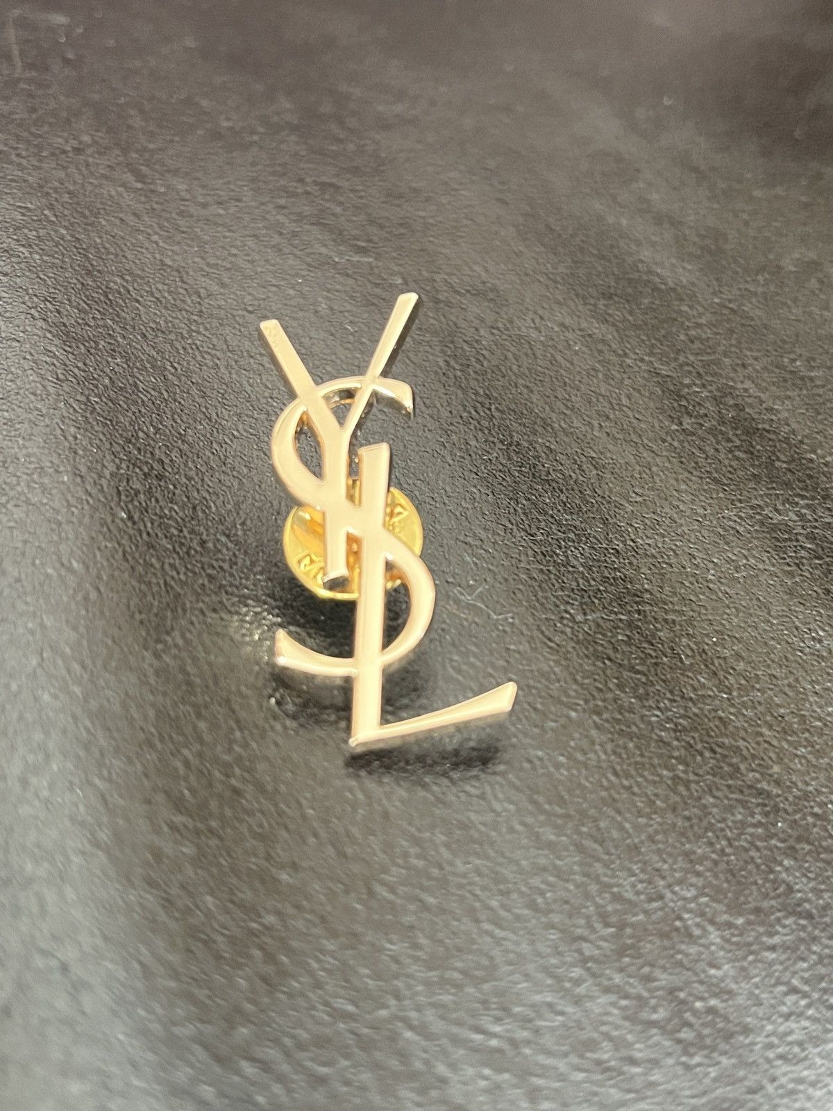 Yves Saint Laurent Yves Saint Laurent pin Size ONE SIZE - 3 Thumbnail