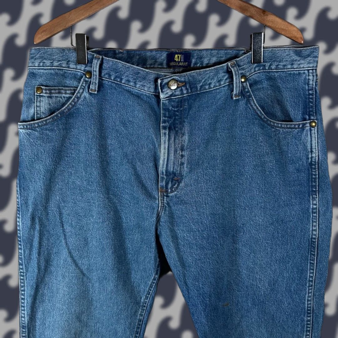Wrangler Wrangler 47MWZ Premium Performance Cowboy Cut Regular Fit Jeans Blue 38x32 Mens Size US 38 / EU 54 - 1 Thumbnail