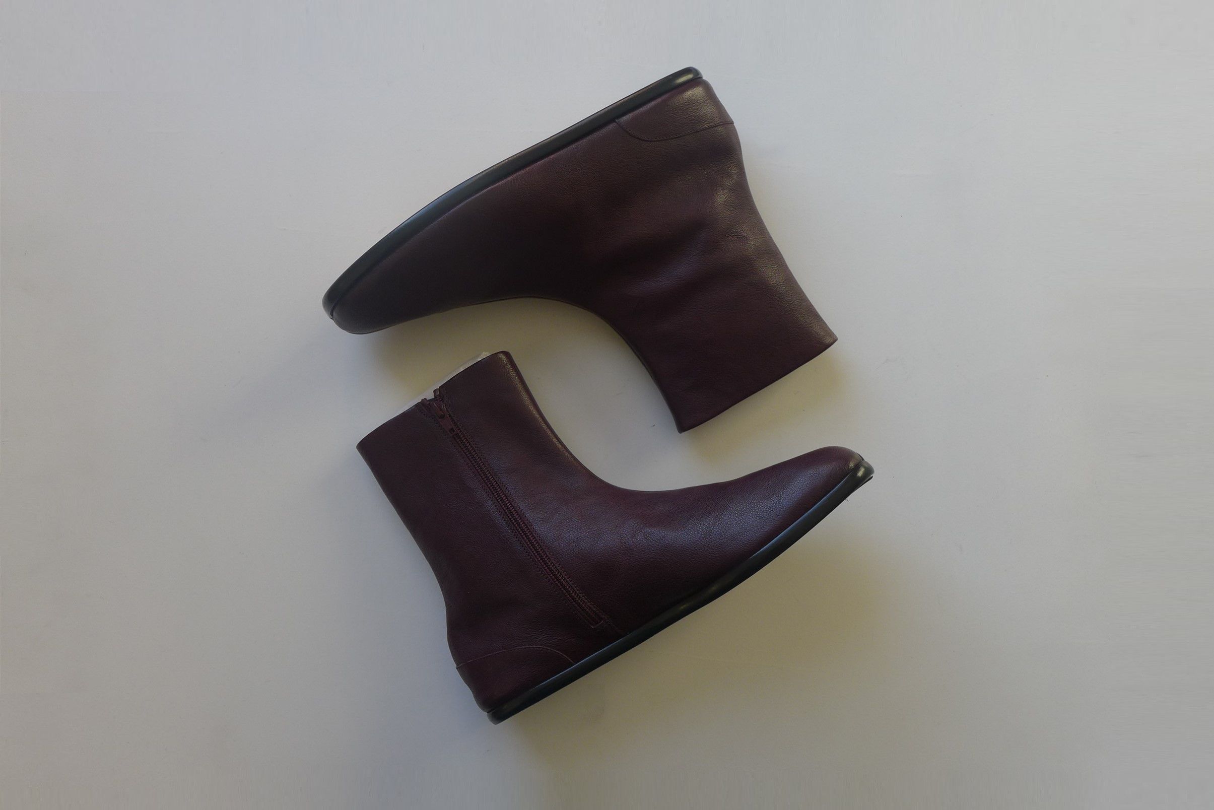 Maison Margiela Margiela Tabi Ankle Boots - Burgundy Camel Leather Size US 11 / EU 44 - 7 Thumbnail