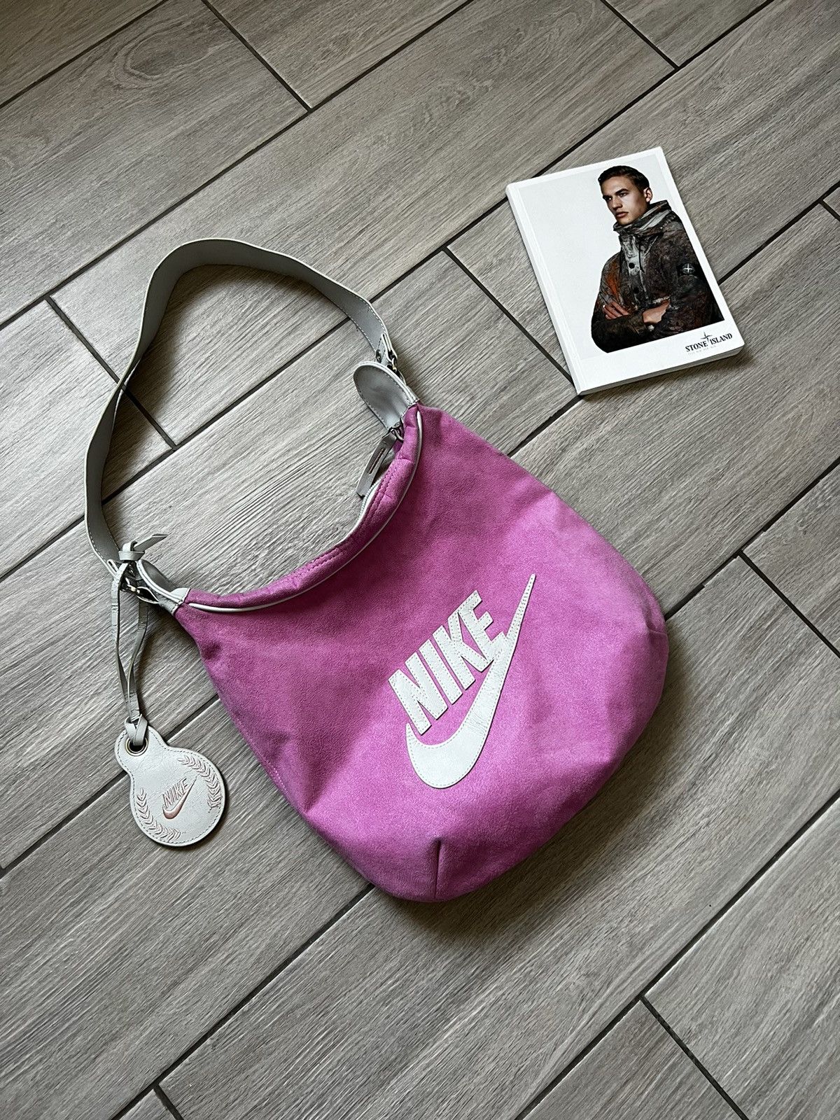Nike 💕Pink Messenger Nike vintage Bag Y2K Streetwear Size ONE SIZE - 3 Thumbnail