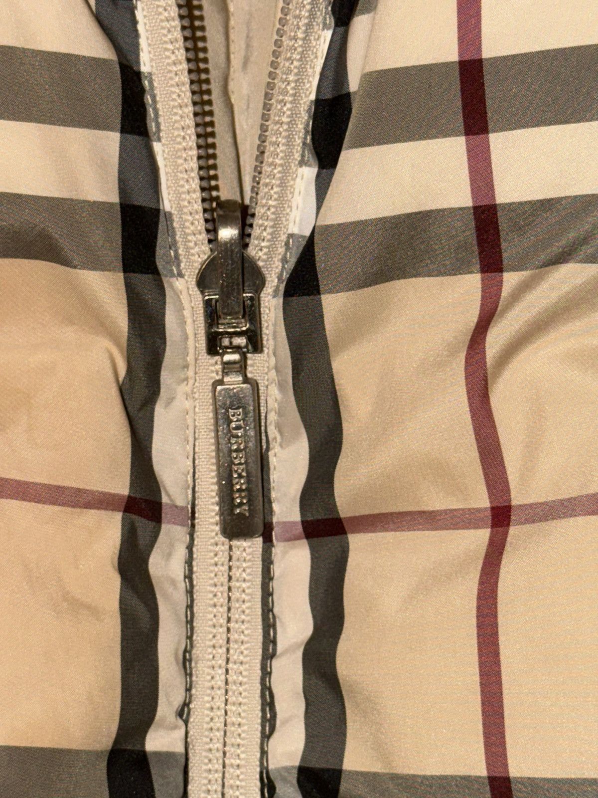 Burberry Burberry Reversible Murmansky Fur Puffer –Vintage Nova Check Size XS / US 0-2 / IT 36-38 - 5 Thumbnail