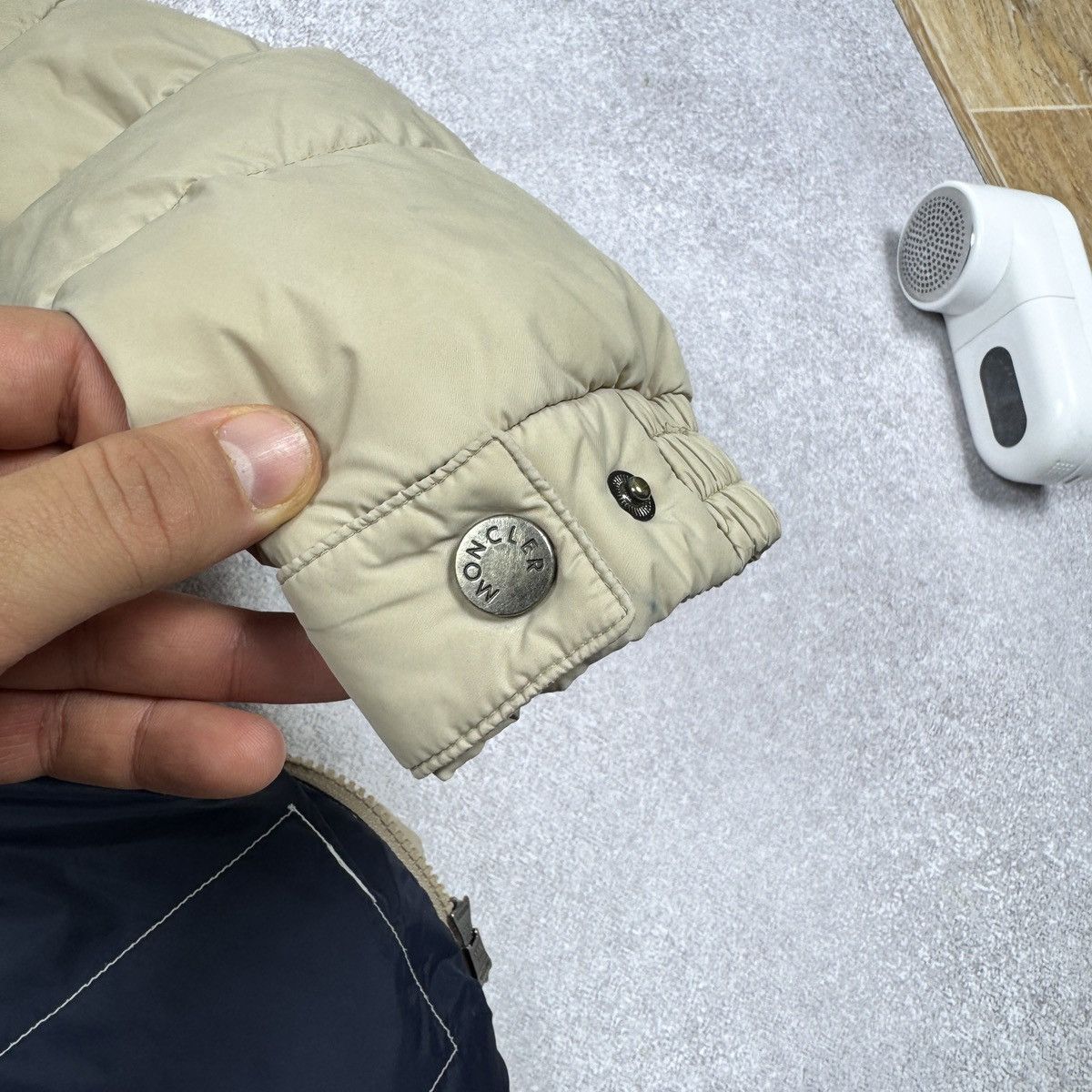 Moncler Boys Moncler Enfant Beige Hooded Down Parka Jacket Size US XXS / EU 40 - 13 Thumbnail