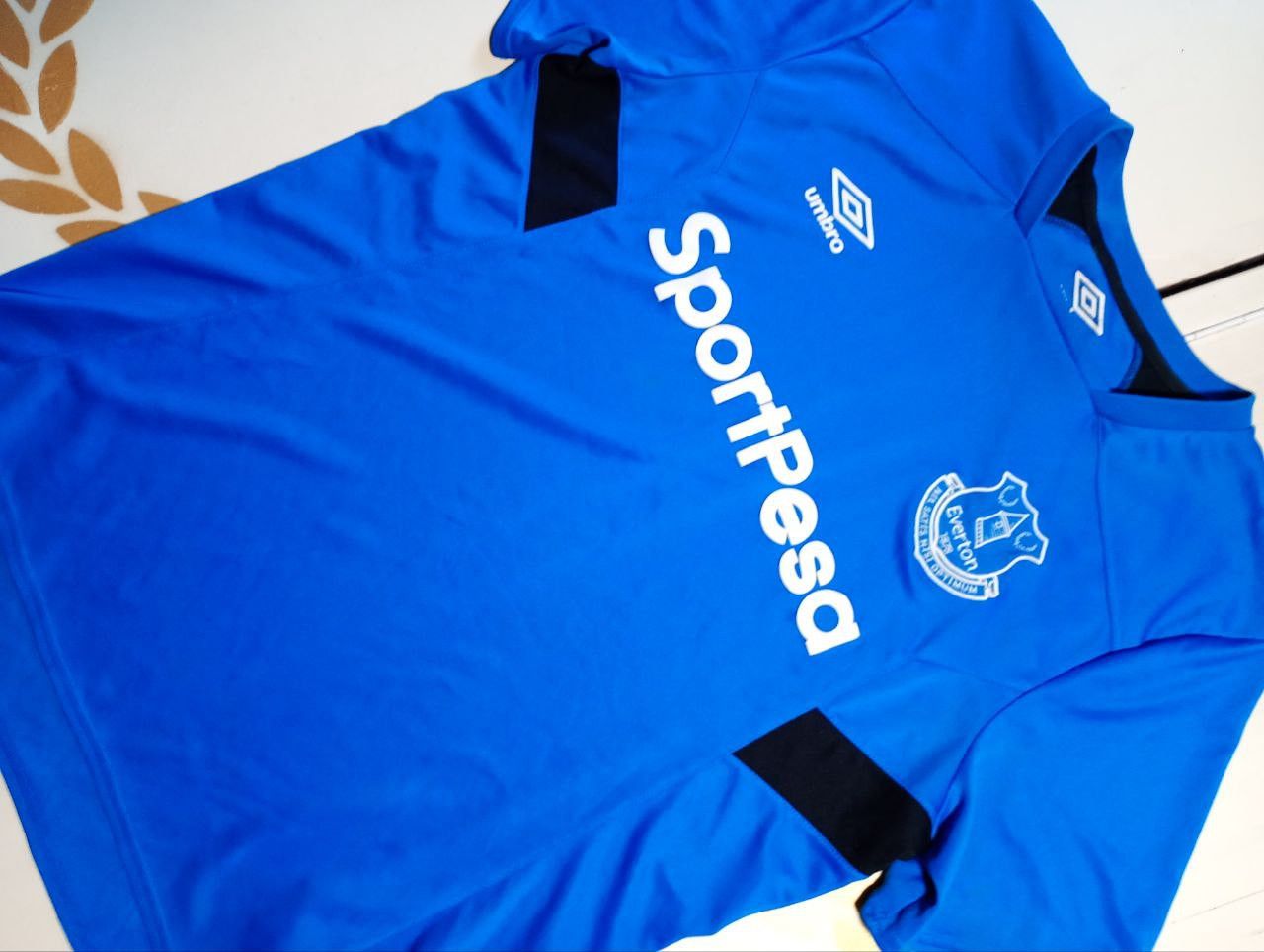 Umbro Umbro EVERTON 2017-2018 PRE-MATCH JERSEY Size US L / EU 52-54 / 3 - 5 Thumbnail
