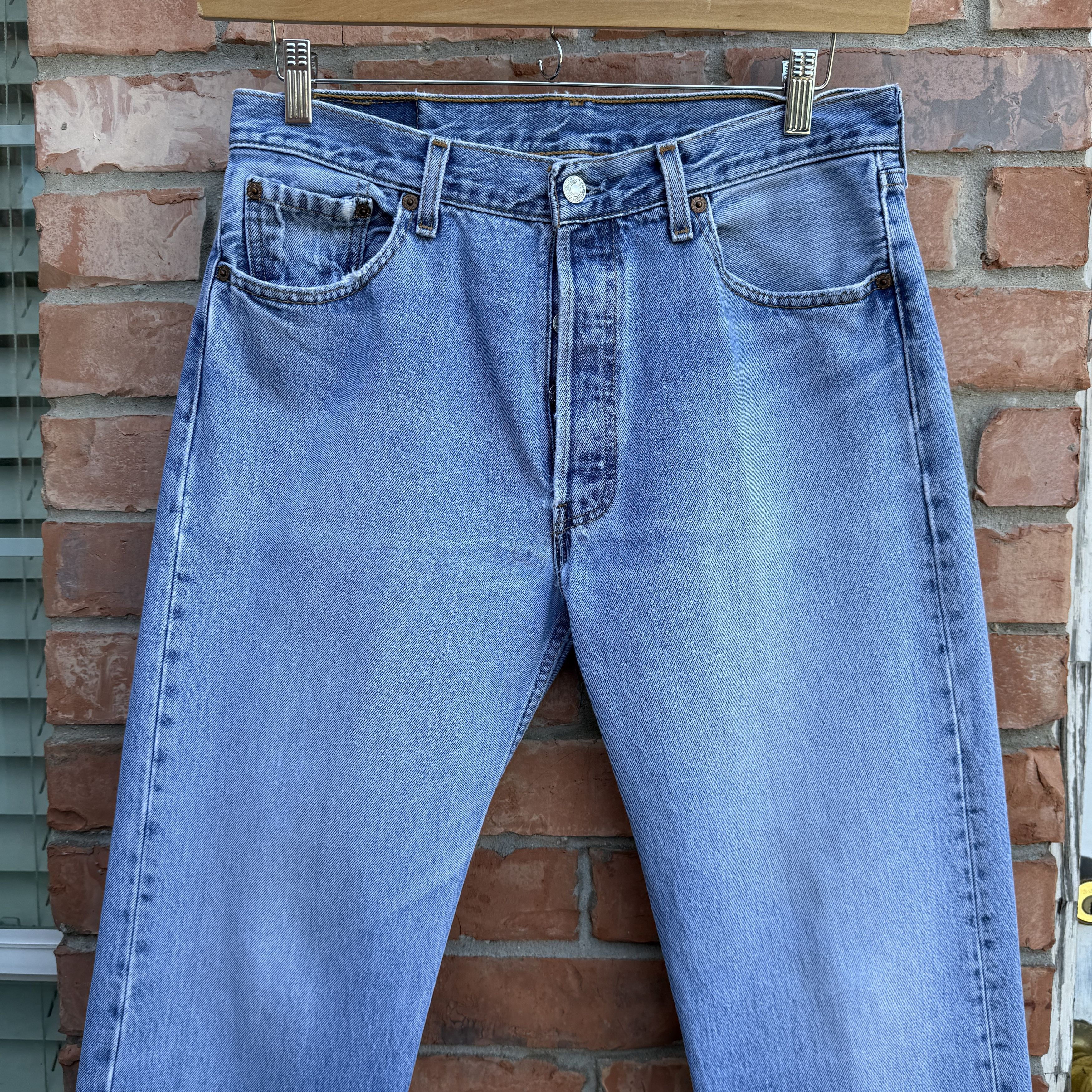 Levi's Vintage 90s Levis 501 Blue Button fly Denim Jeans Size US 32 / EU 48 - 2 Thumbnail