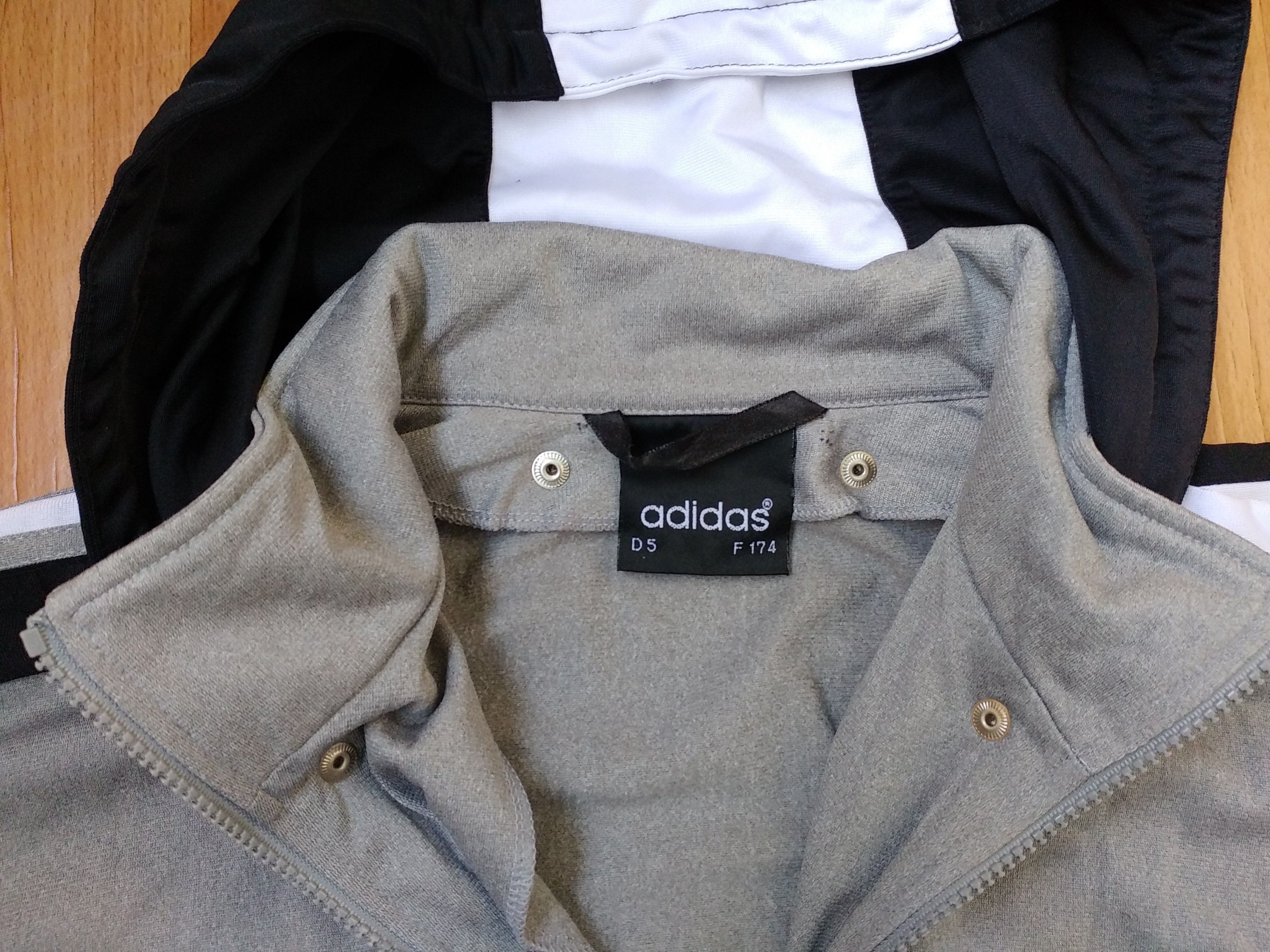 Adidas ADIDAS jersey, buttoned vintage hip hop t-shirt of 90s M Size US M / EU 48-50 / 2 - 14 Thumbnail