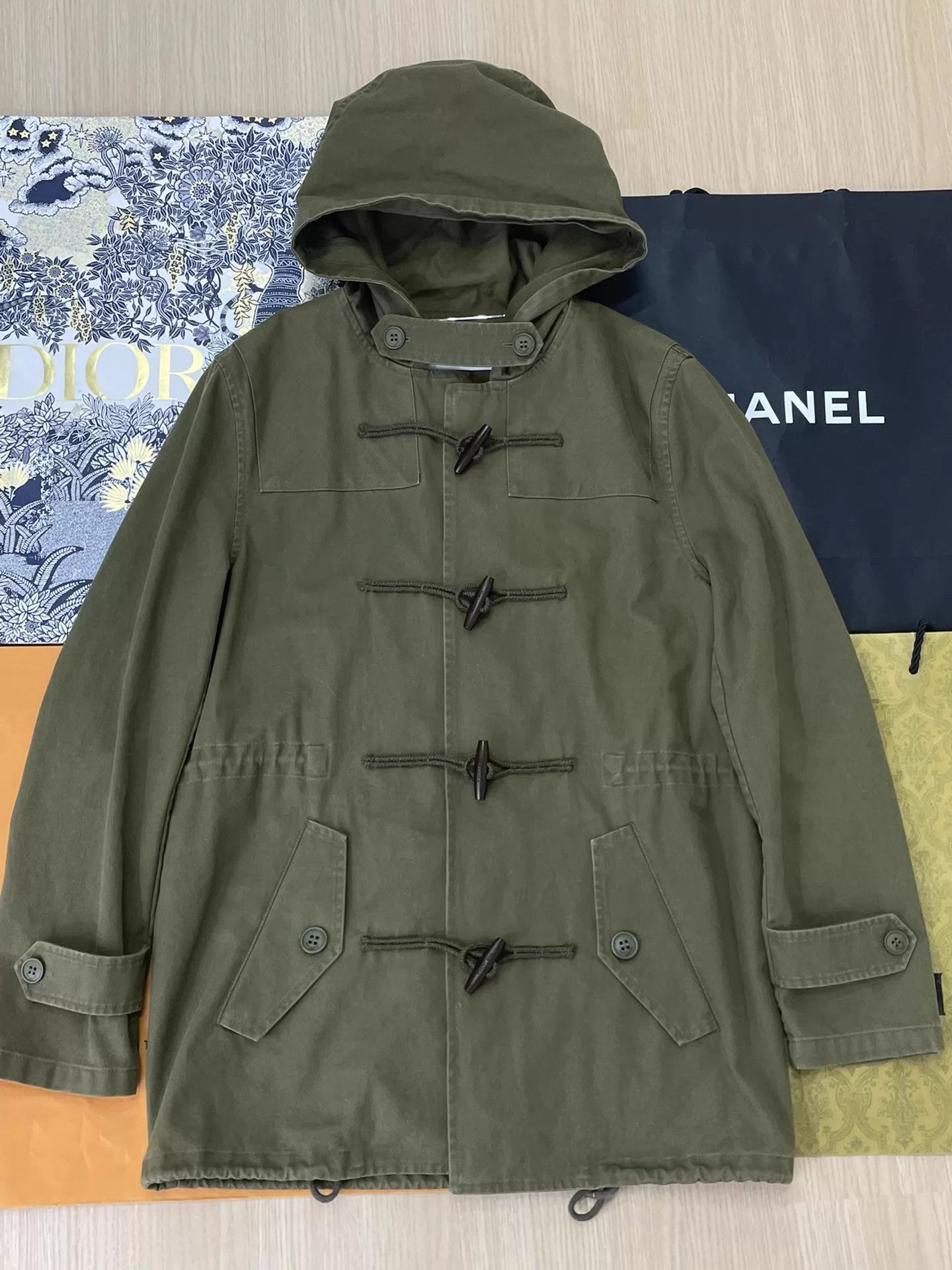 Yves Saint Laurent YSL Green Hooded Jacket Horn Buttons Size 46 Youthful Size US S / EU 44-46 / 1 - 1 Thumbnail