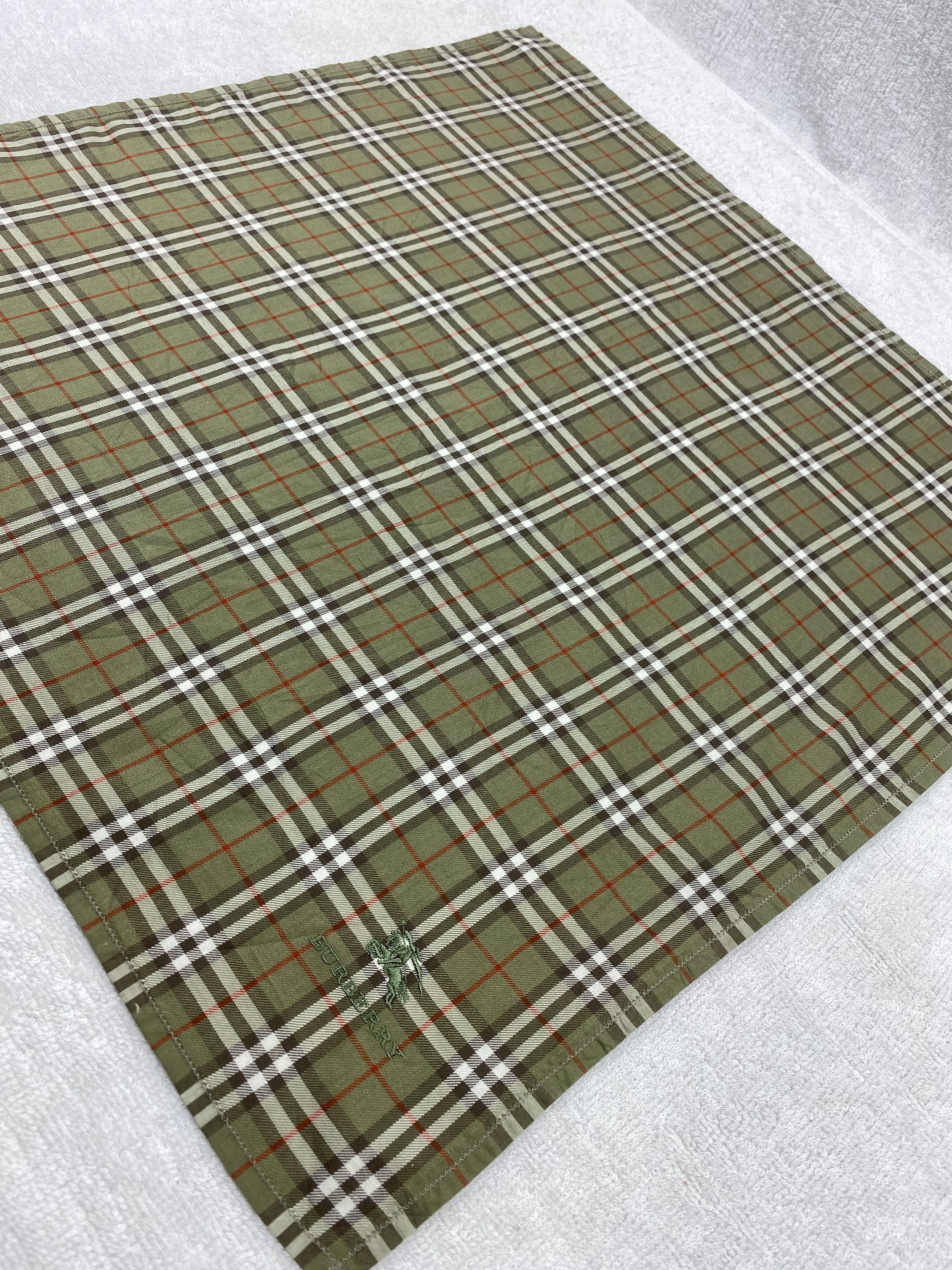 Burberry Burberry Handkerchief / Bandana / Neckerchief Size ONE SIZE - 4 Thumbnail