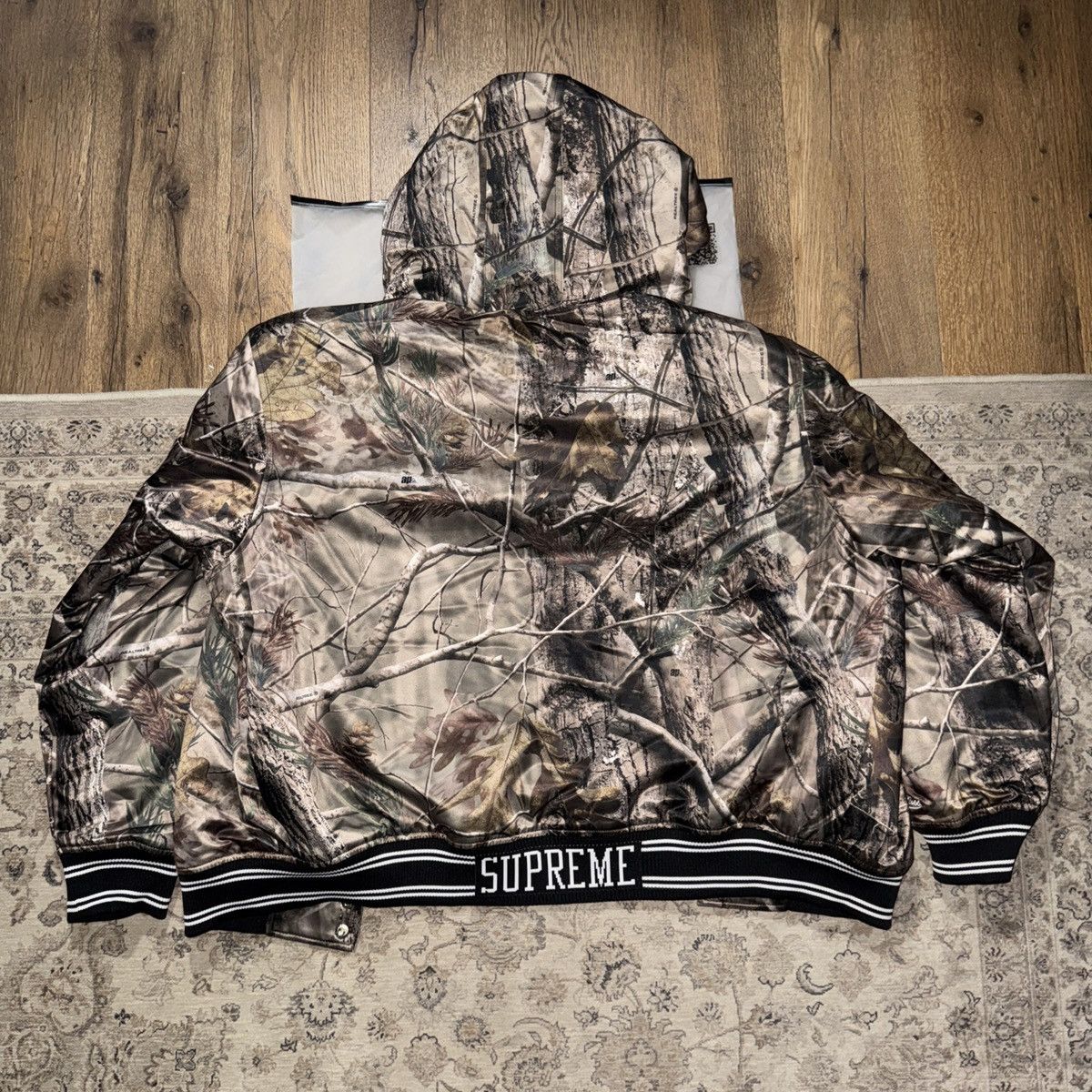 Mitchell & Ness × Supreme Supreme®/Mitchell & Ness® Lined Hooded Satin Varsity Jacket Size US L / EU 52-54 / 3 - 2 Thumbnail