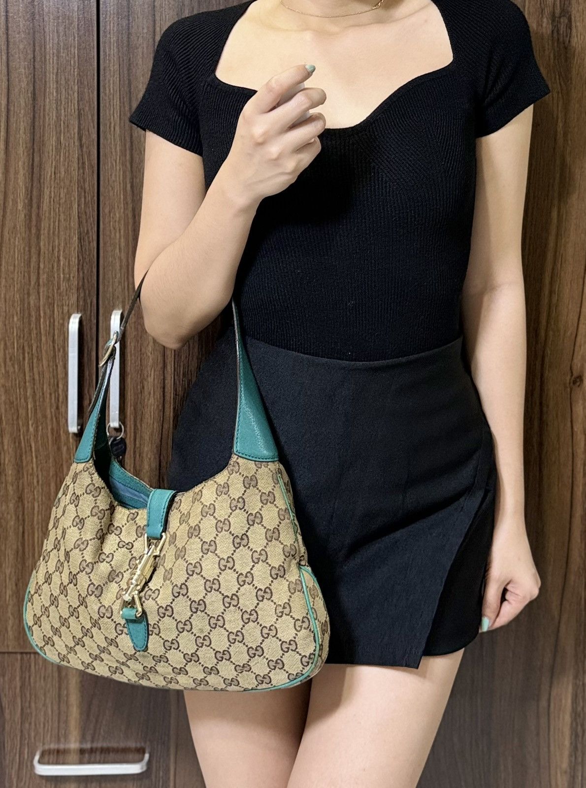 Gucci Authentic GUCCI Jackie 1961 Beige Canvas x Teal Hobo Bag Size ONE SIZE - 4 Thumbnail